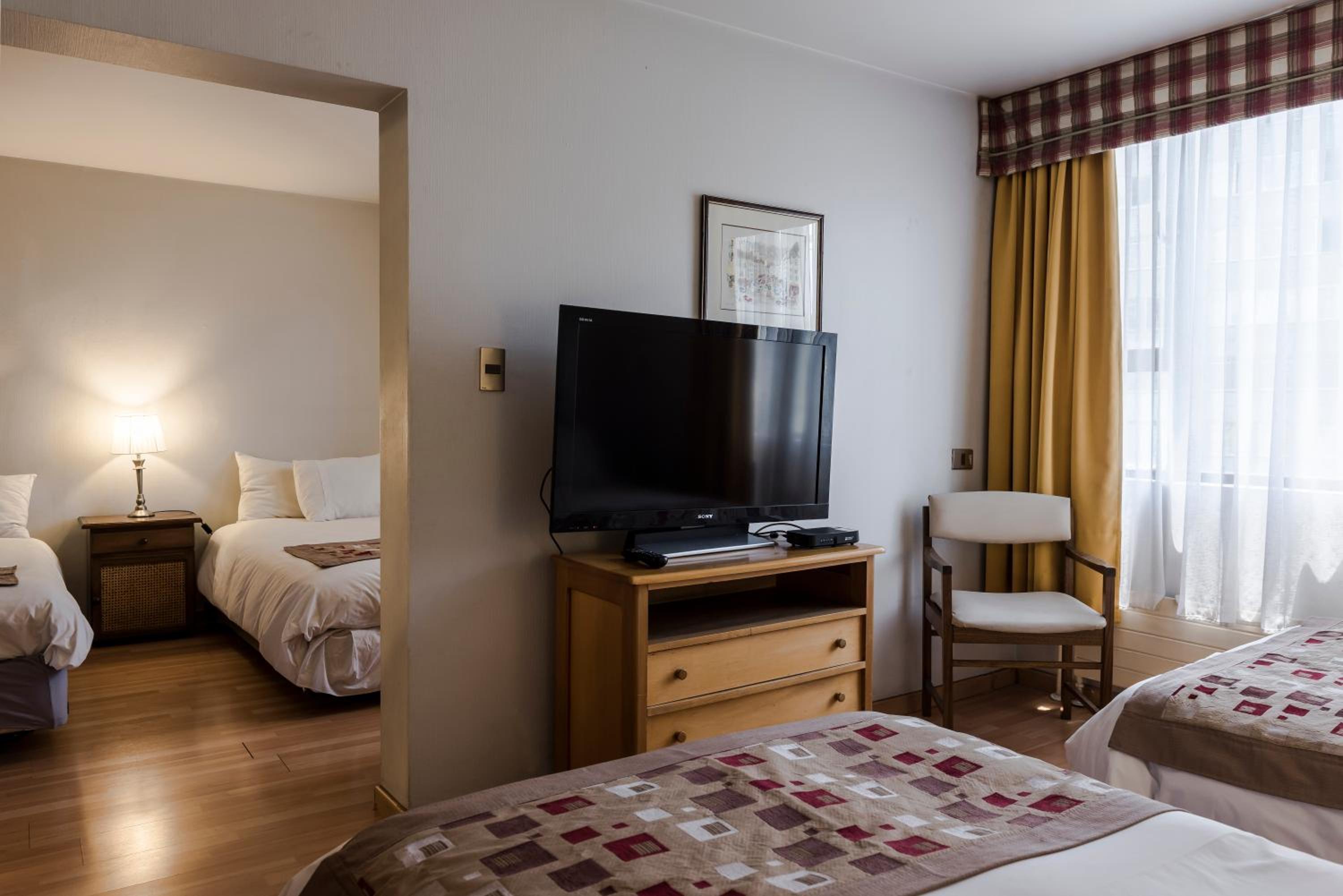 Classic Quadruple Room