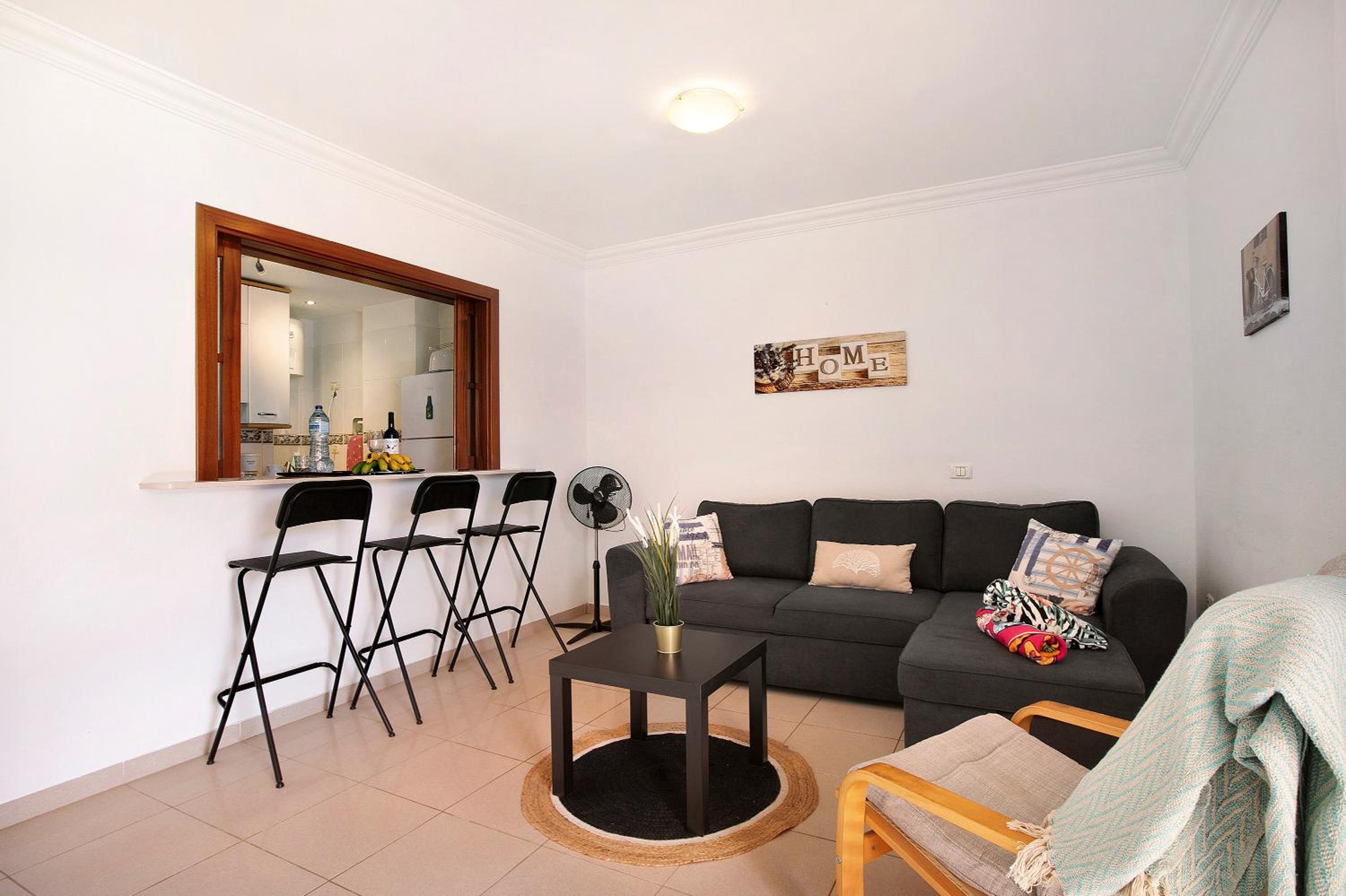 Studio Apartment with Sea View photo 2