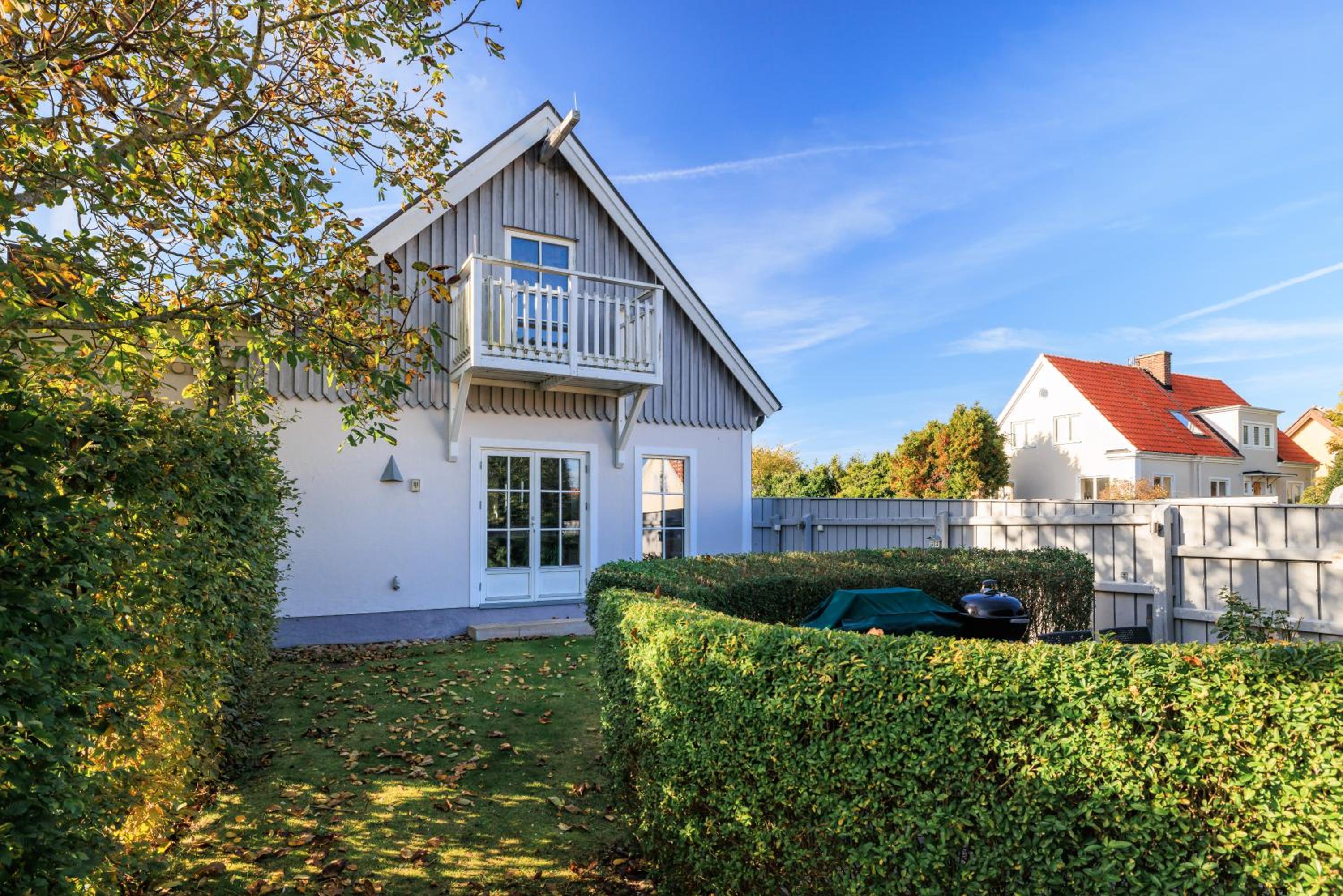 Three-Bedroom Villa photo 2
