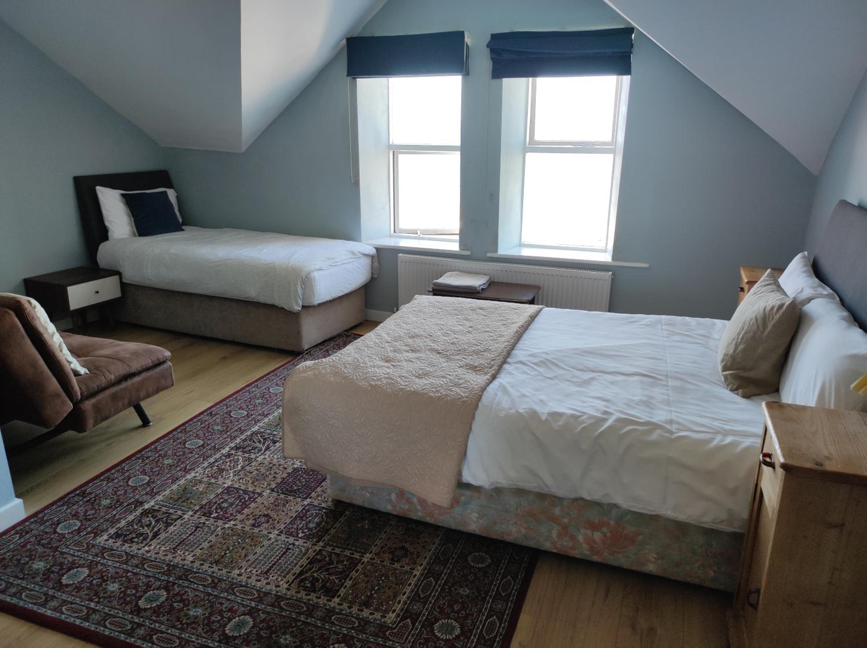 Double Room with Extra Bed photo 3