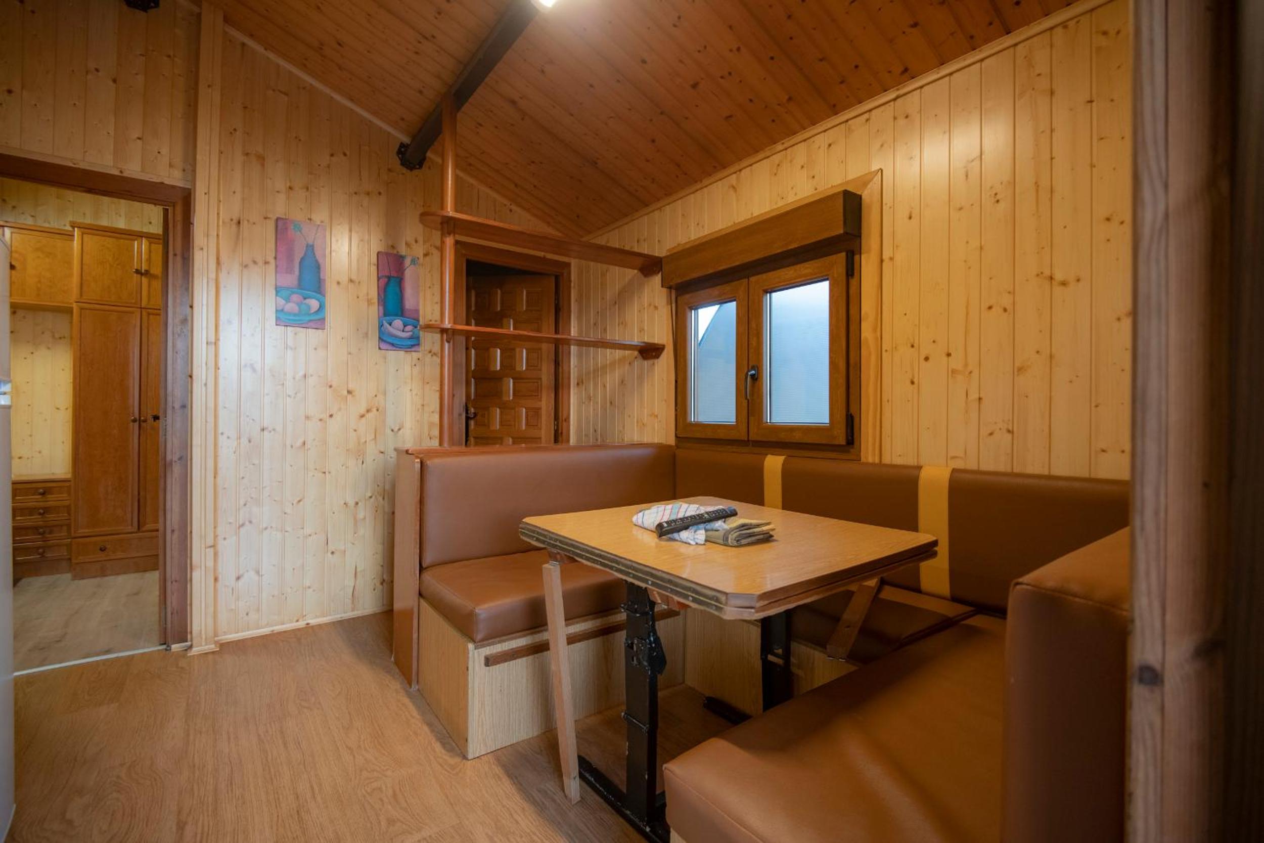 Two-Bedroom Bungalow photo 3