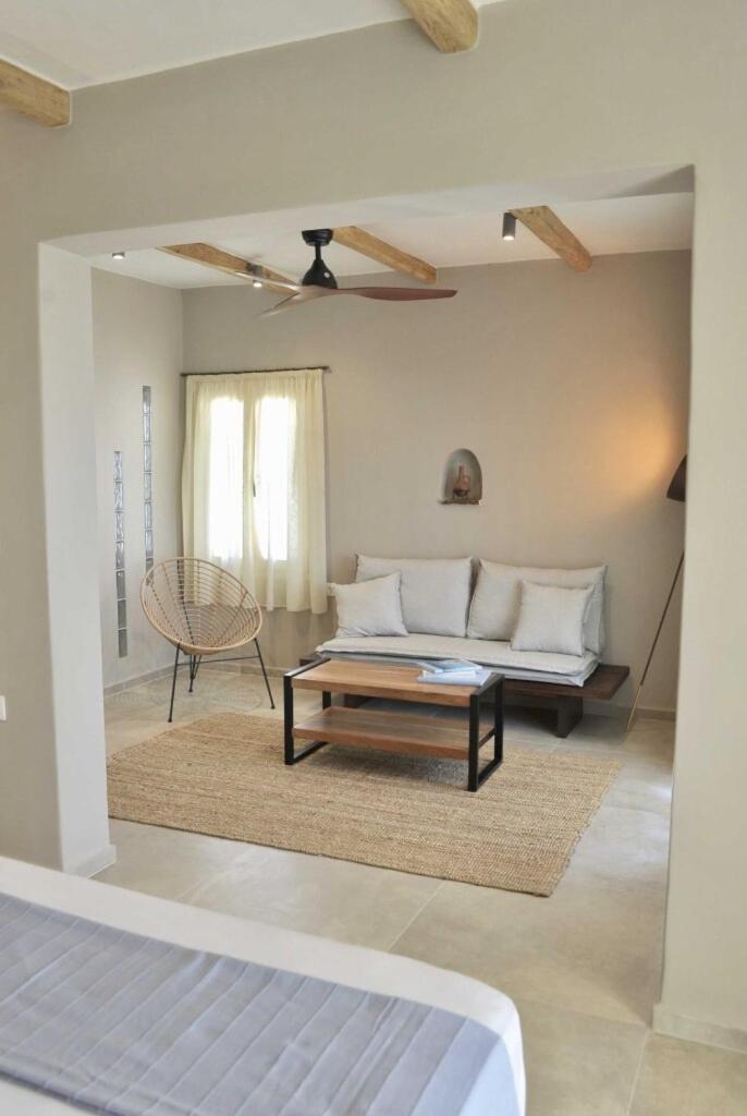 Sea View Suite photo 1