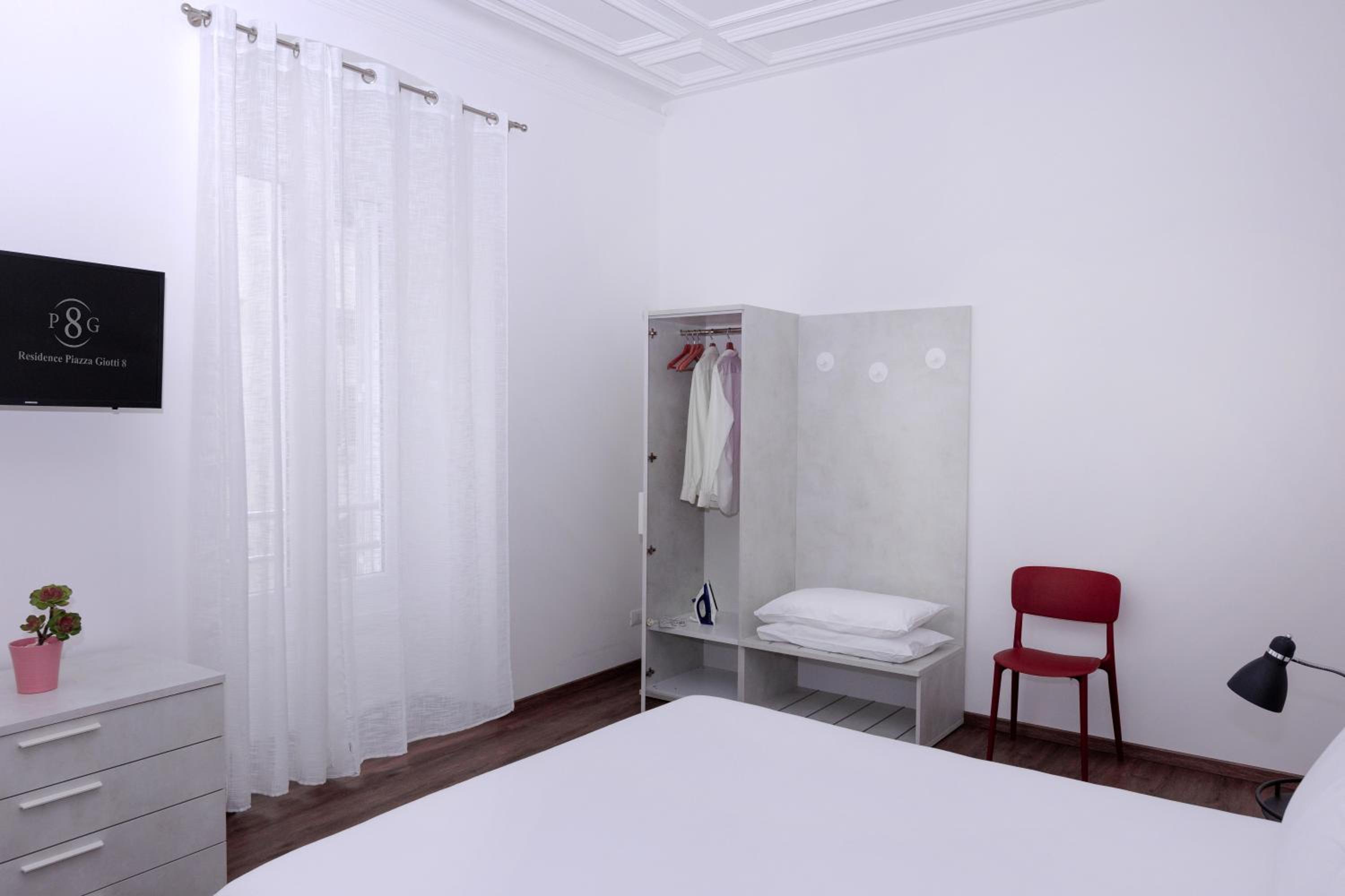 Deluxe Room - Photo 9