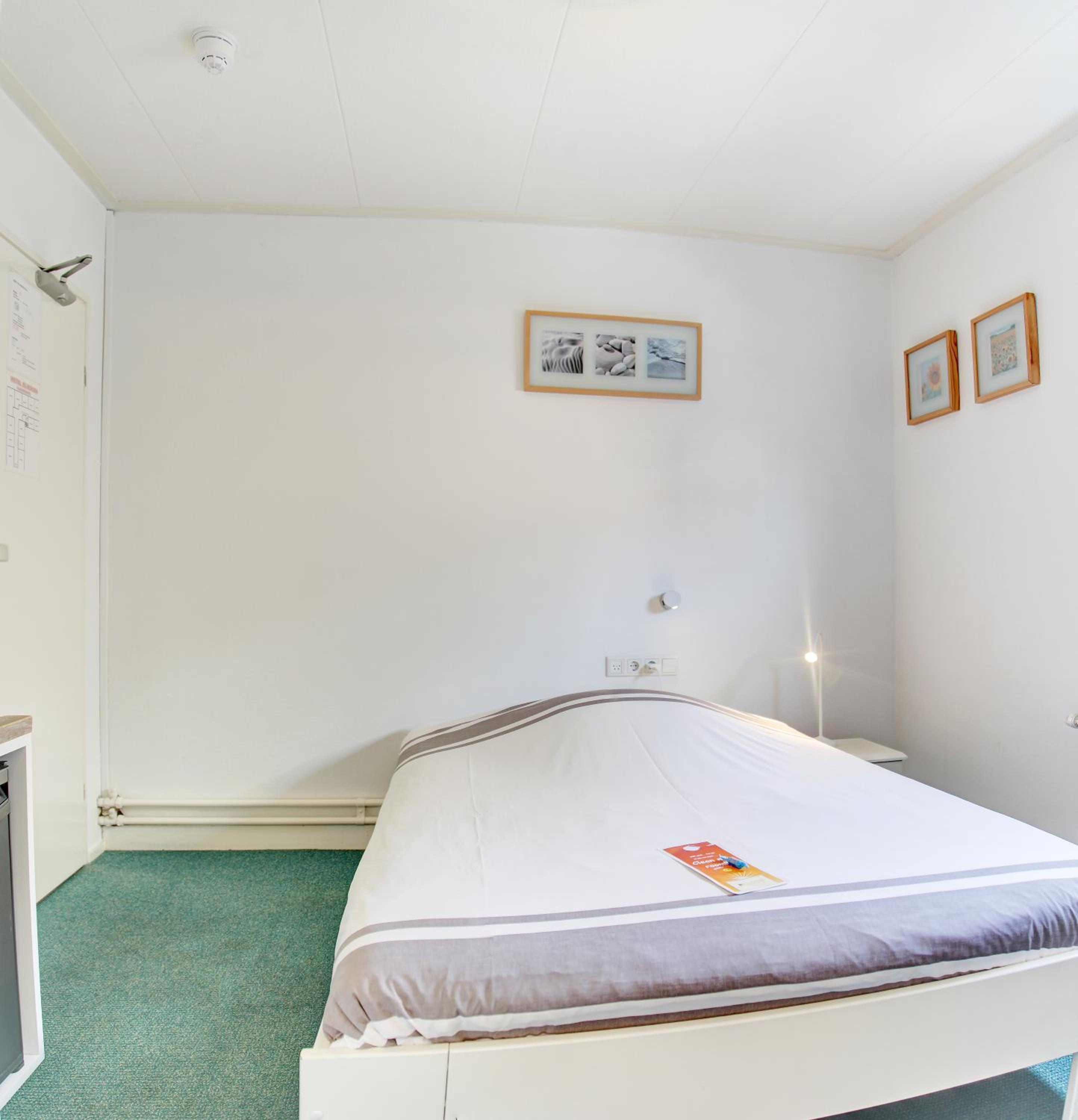 Standard Single Room (no pets allowed) photo 1