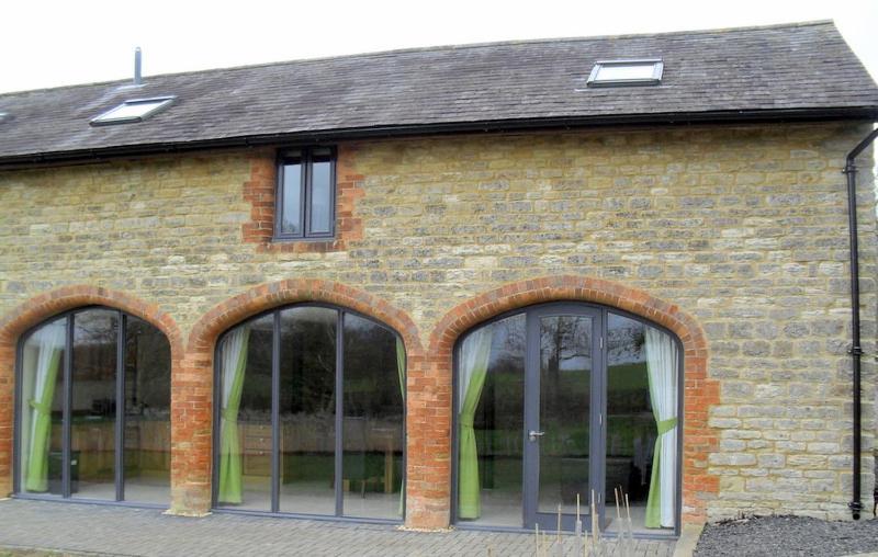 Four-Bedroom House photo 3