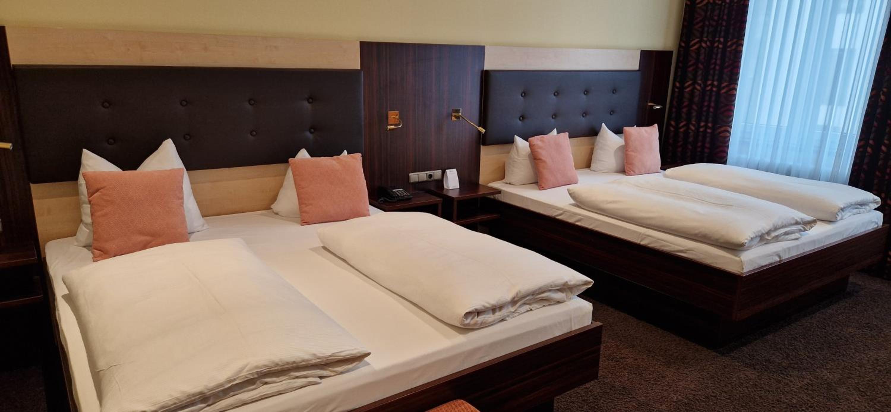 Queen Room with Two Queen Beds - Photo 1