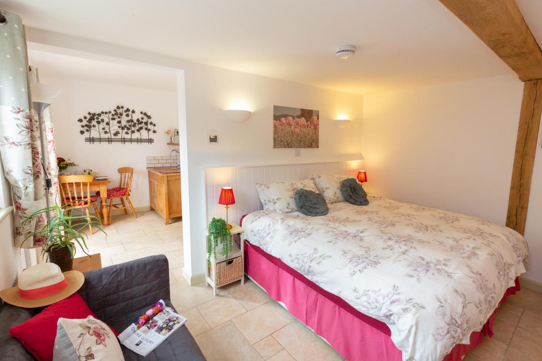 Suite - Ground Floor photo 1