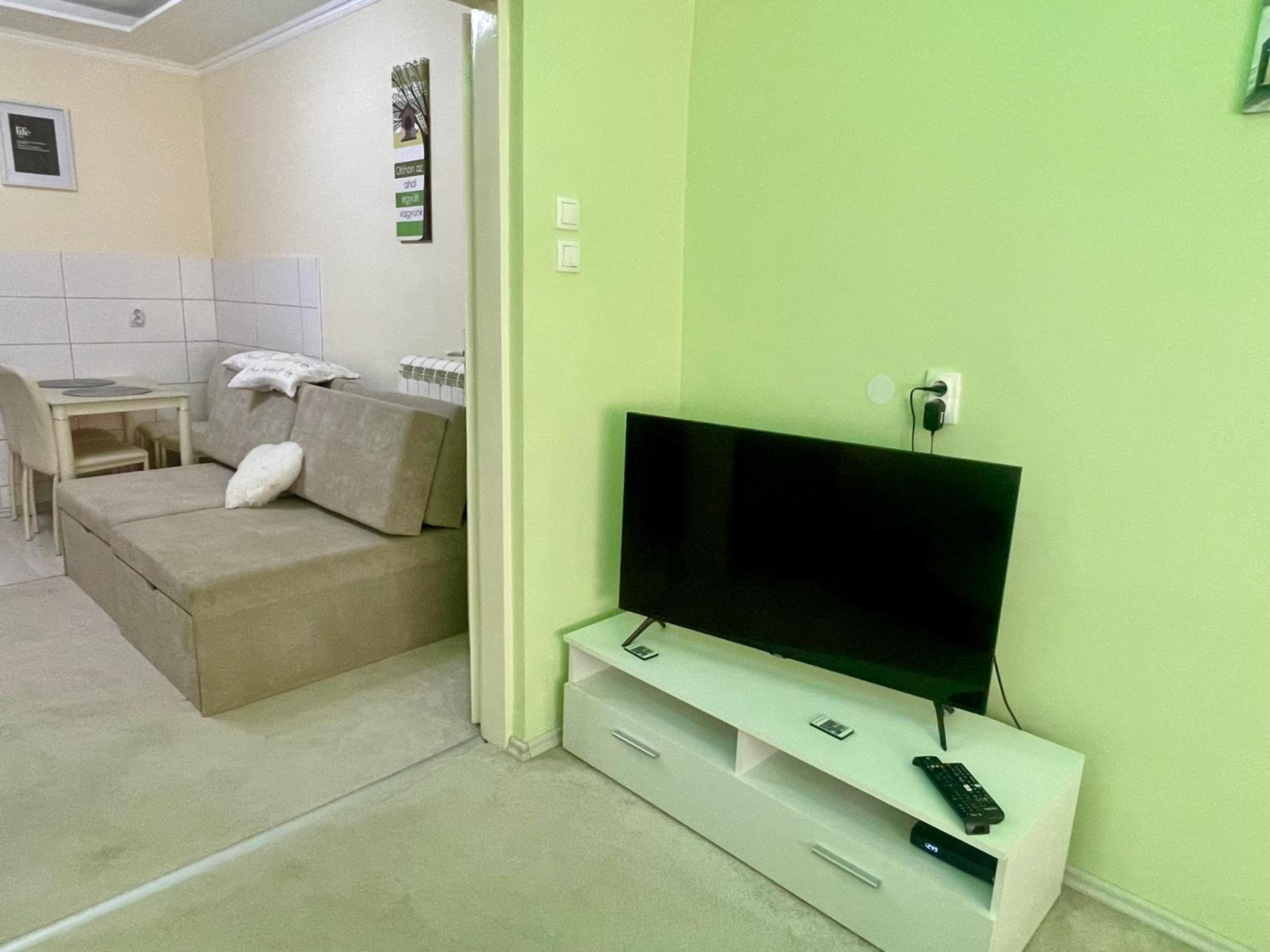 Apartment photo 3