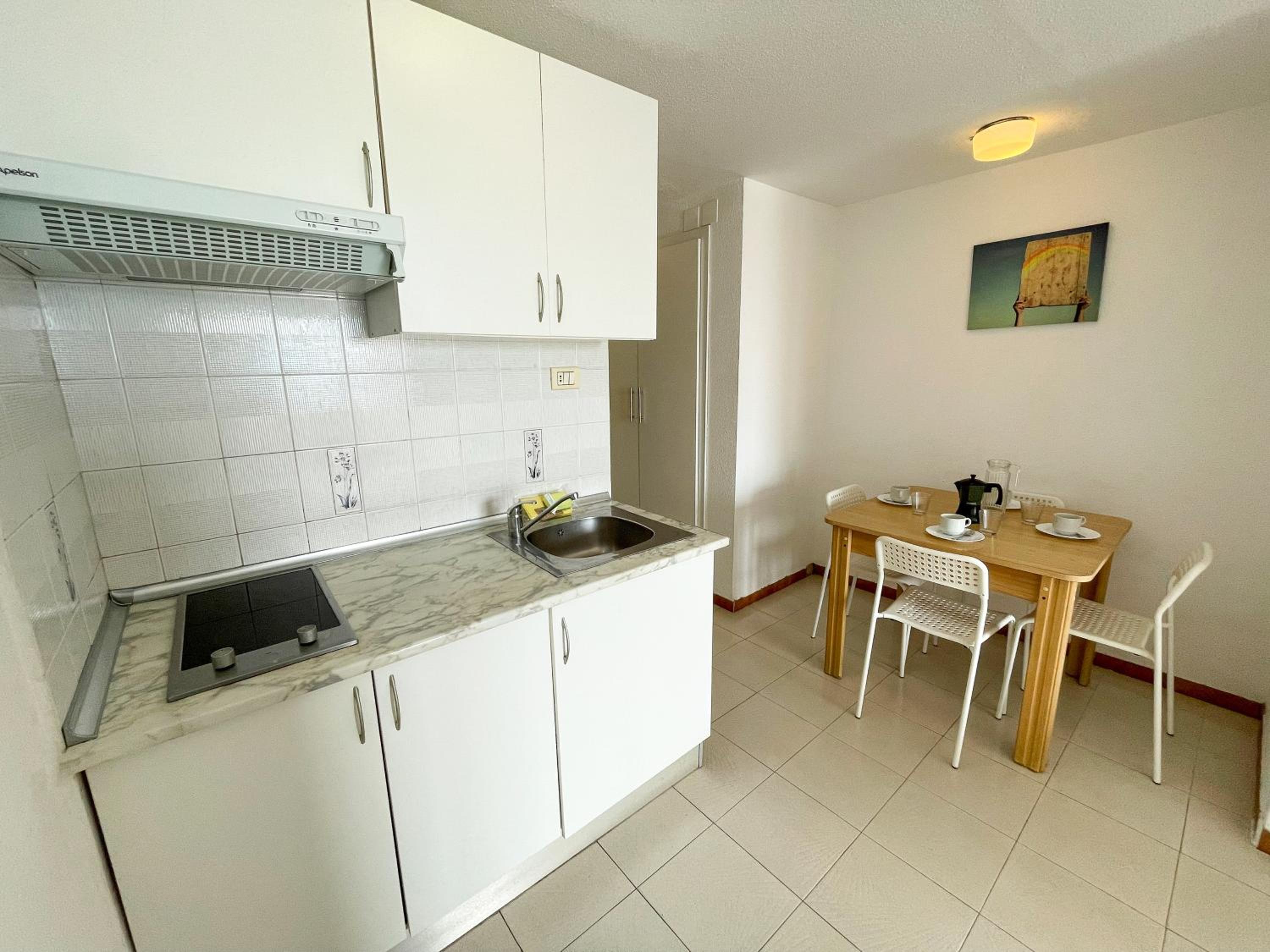 Studio Apartment - Photo 20