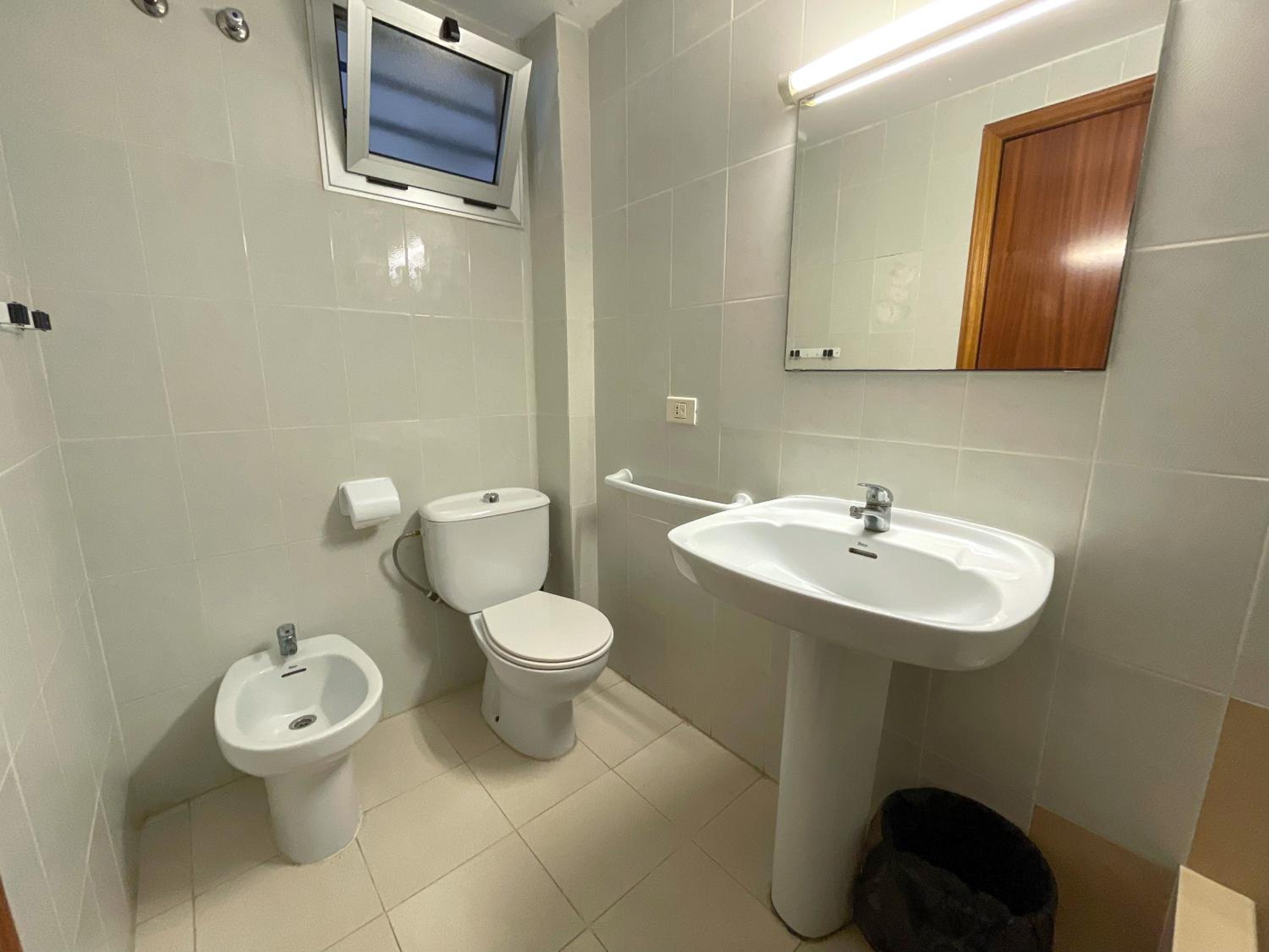 Studio Apartment - Photo 13