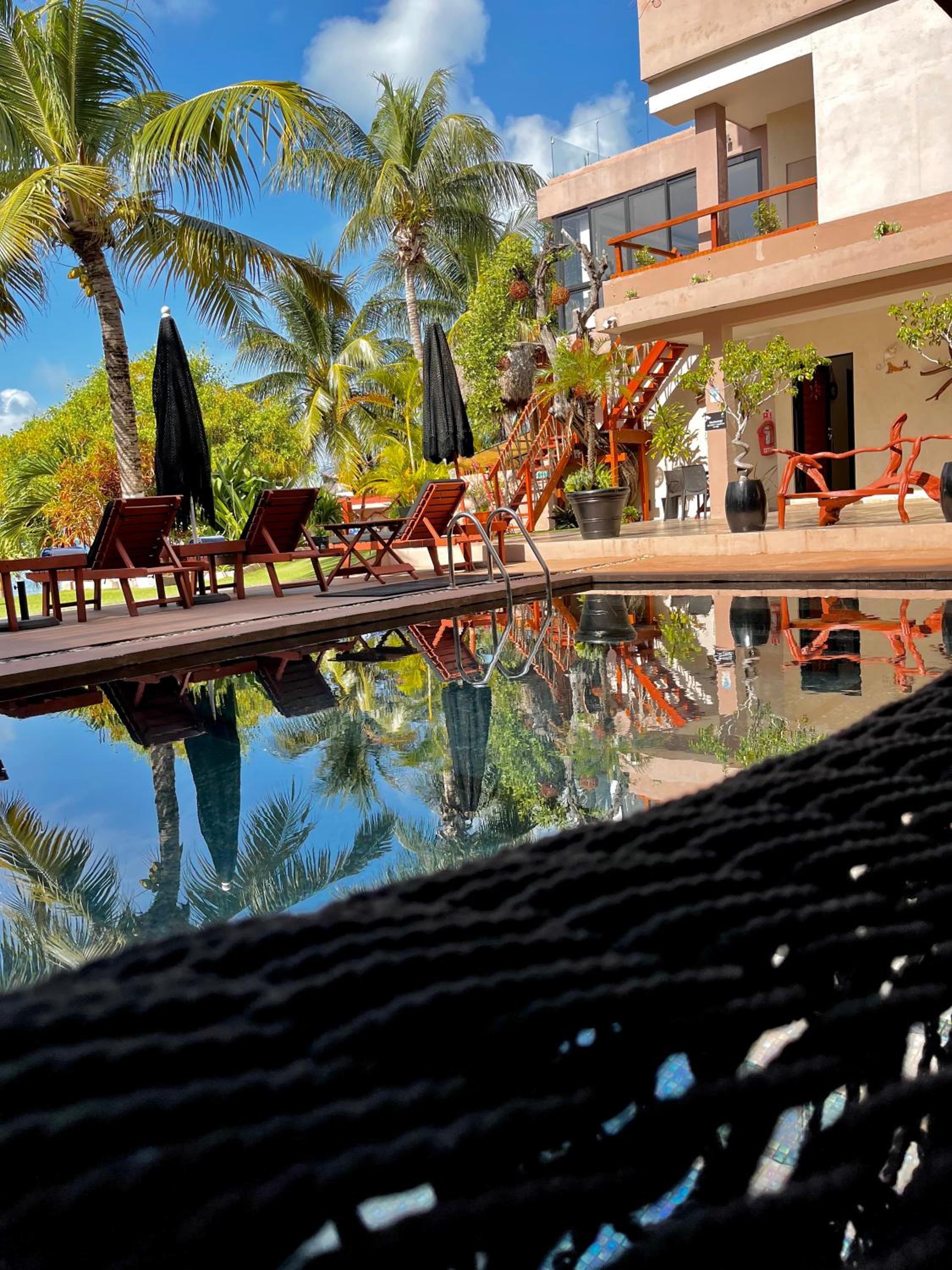 Deluxe Suite with Sea View - Photo 6