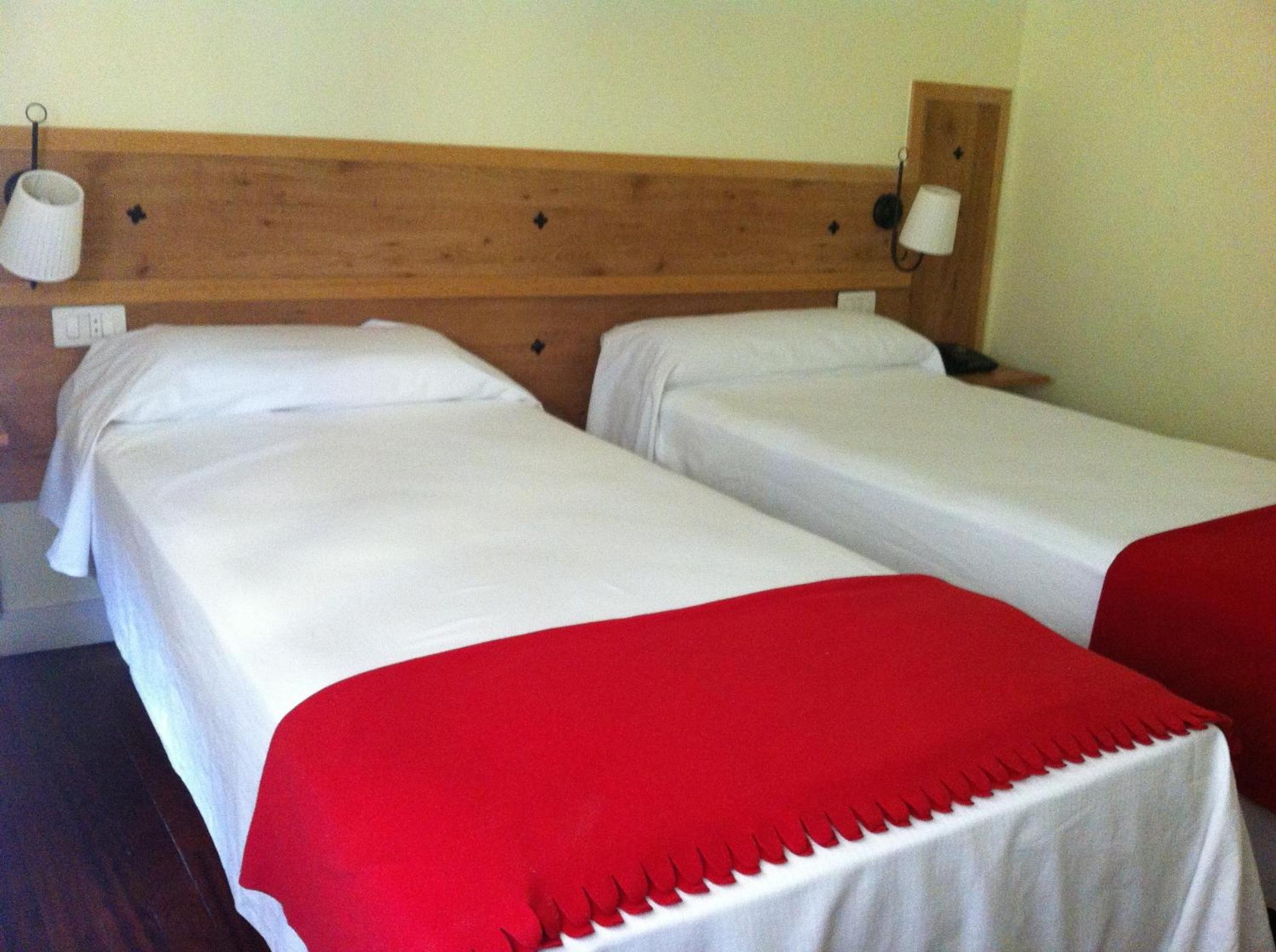 Habitación Estándar con Dos Camas Individuales