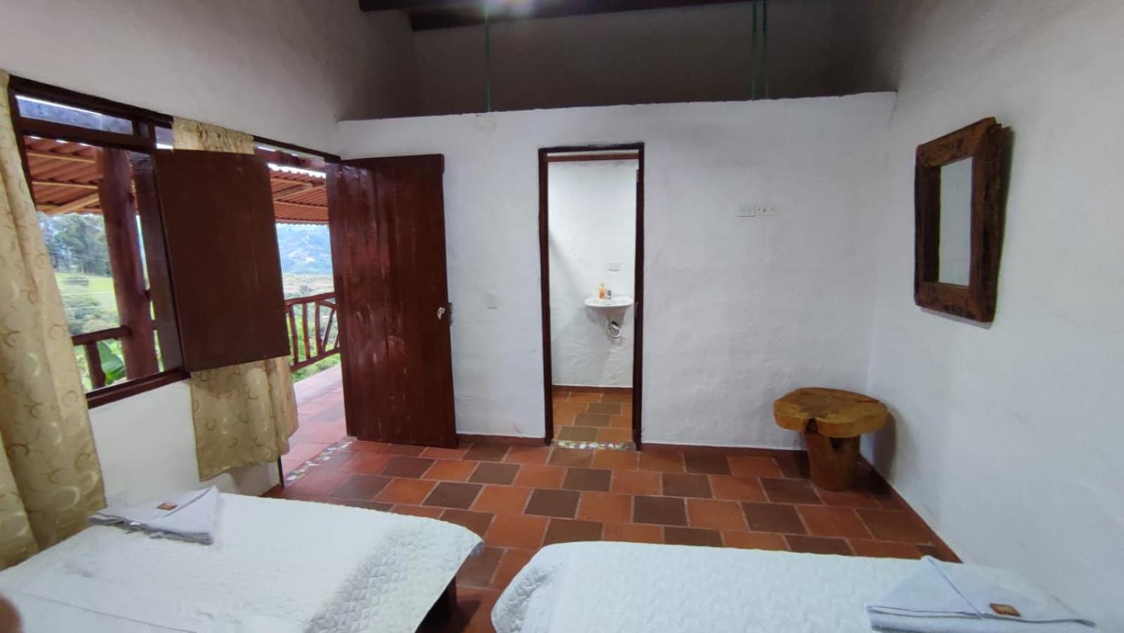 Twin Room with Mountain View photo 1