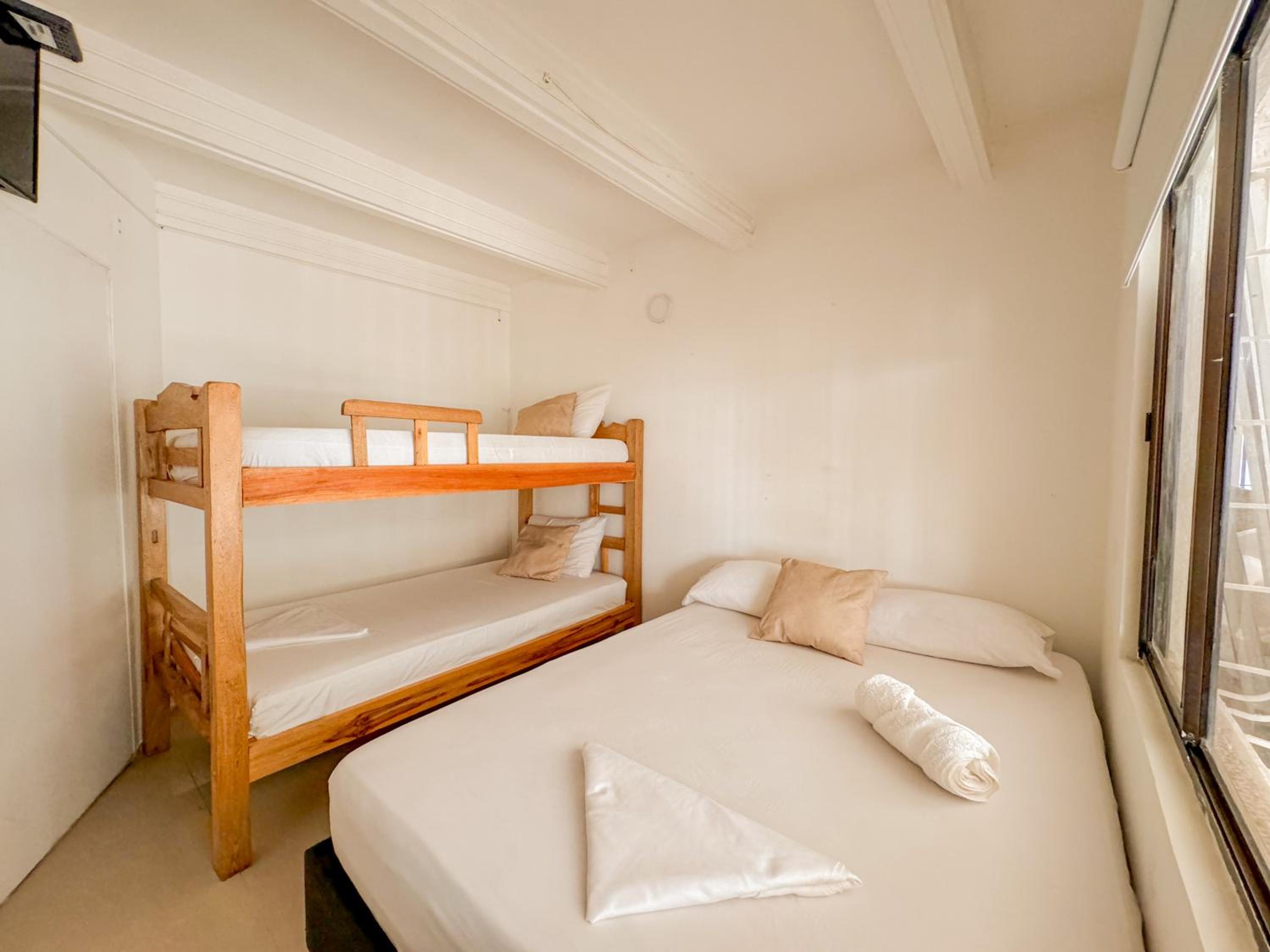 Quadruple Room With Private External Bathroom