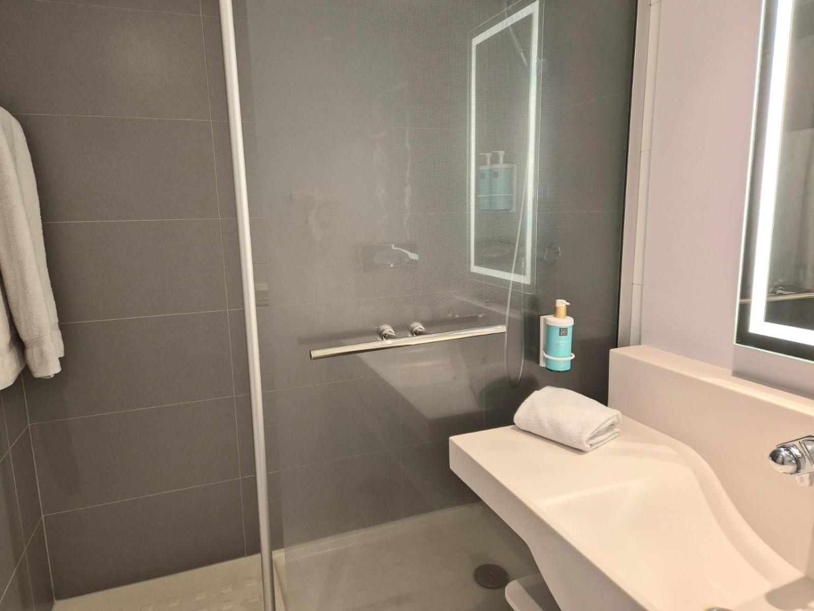 Superior Double Room - Photo 4