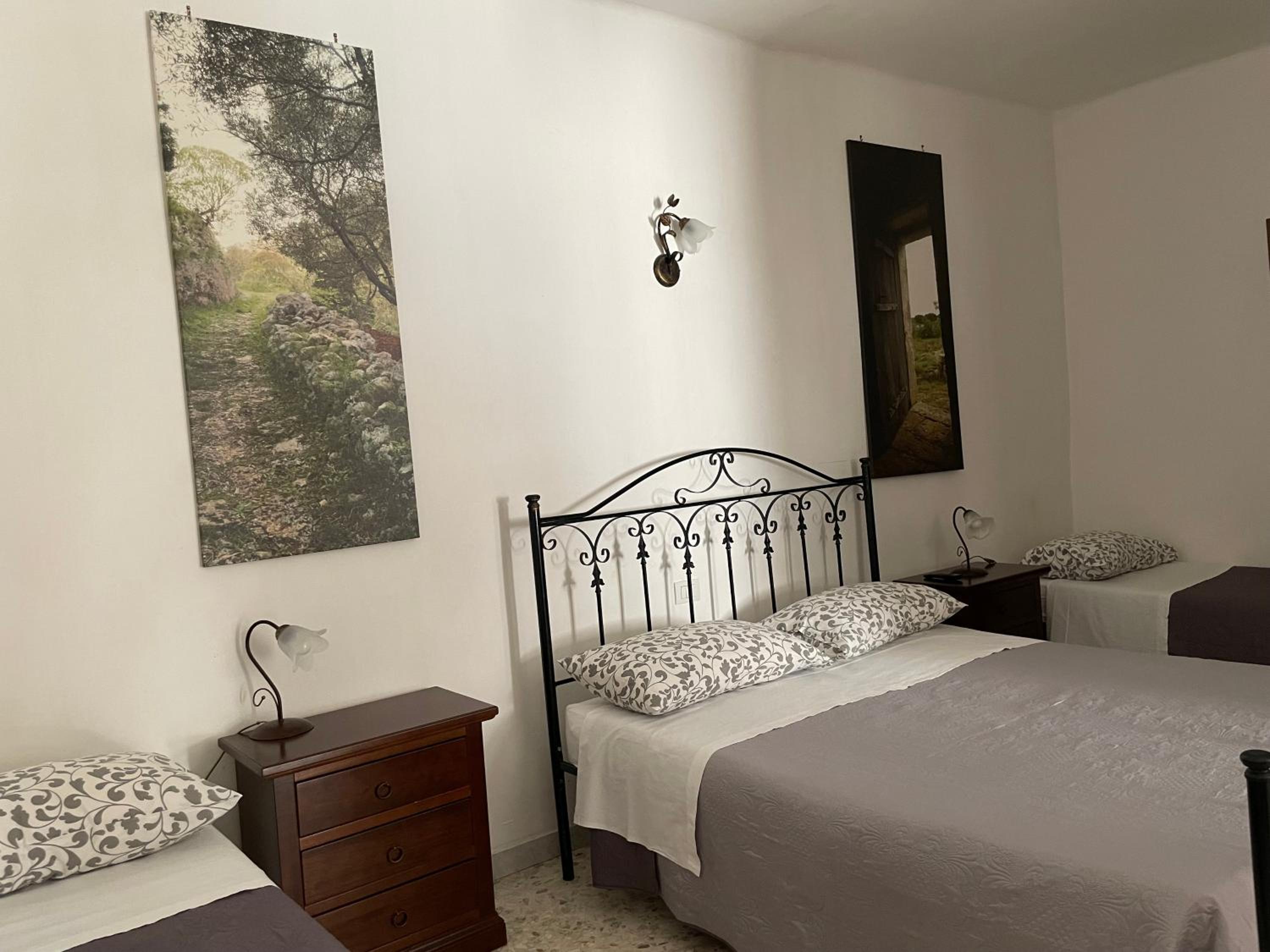 Quadruple Room with Balcony photo 1