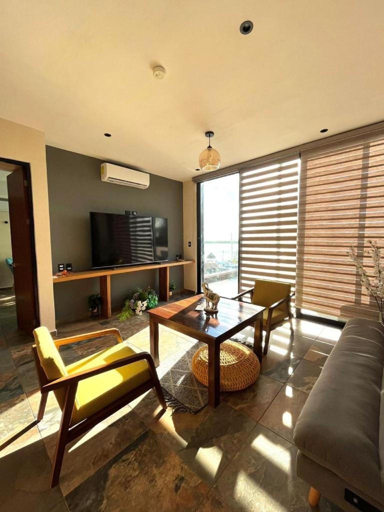 Apartment with Sea View - Photo 11