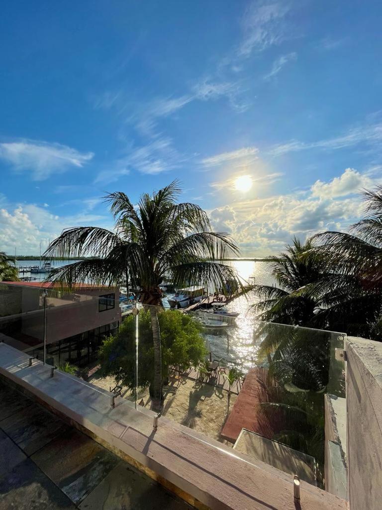 Apartment with Sea View - Photo 5