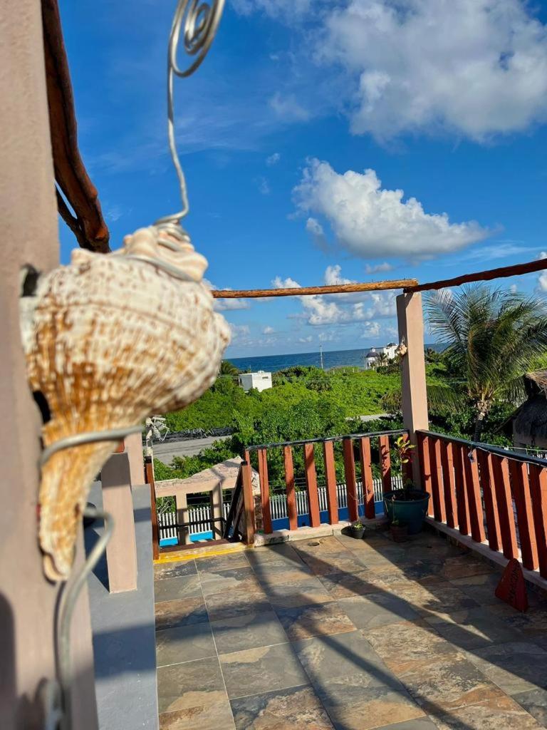 Apartment with Sea View - Photo 3