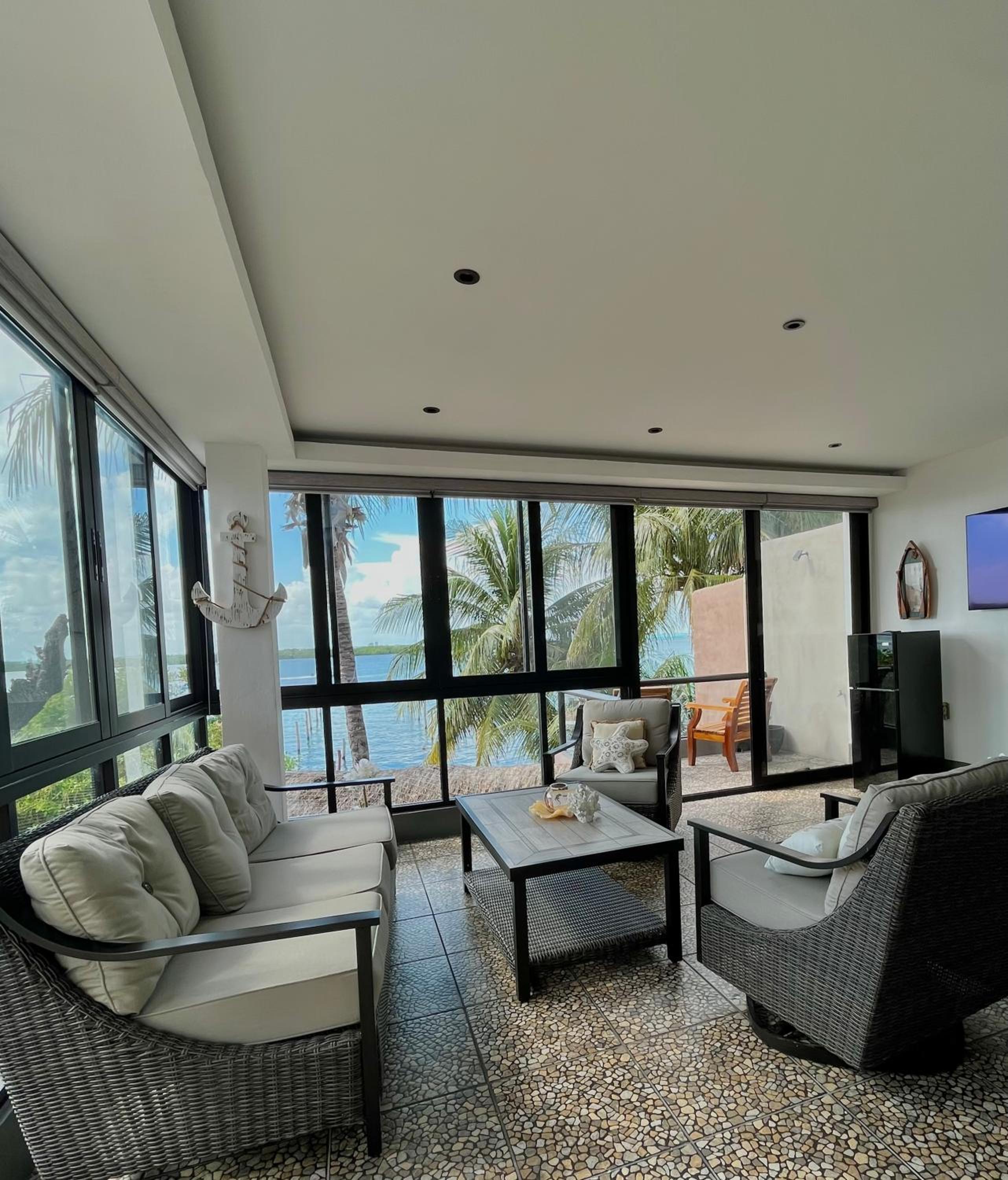Suite with Terrace - Photo 5
