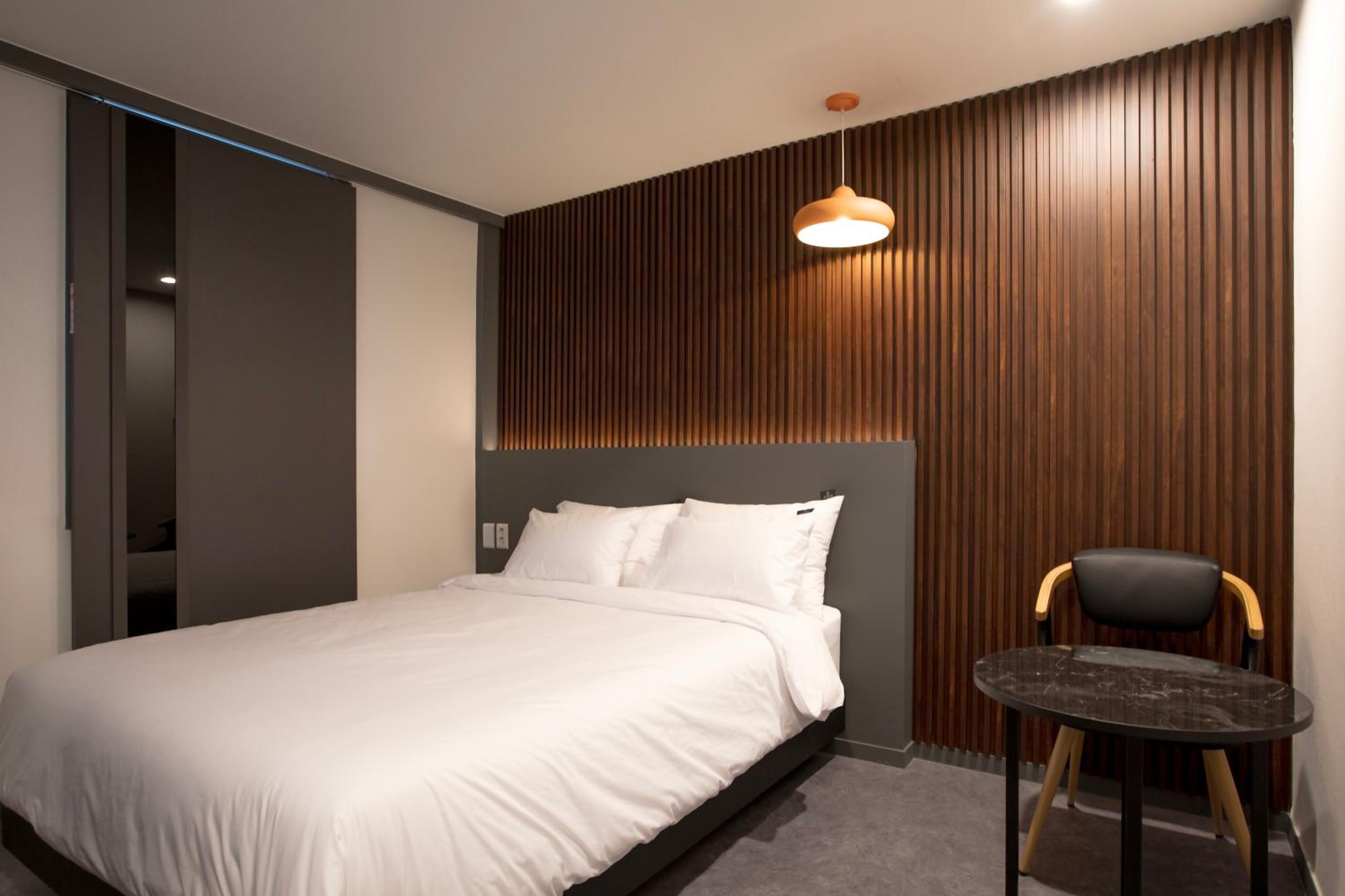 Standard Double Room - Photo 1