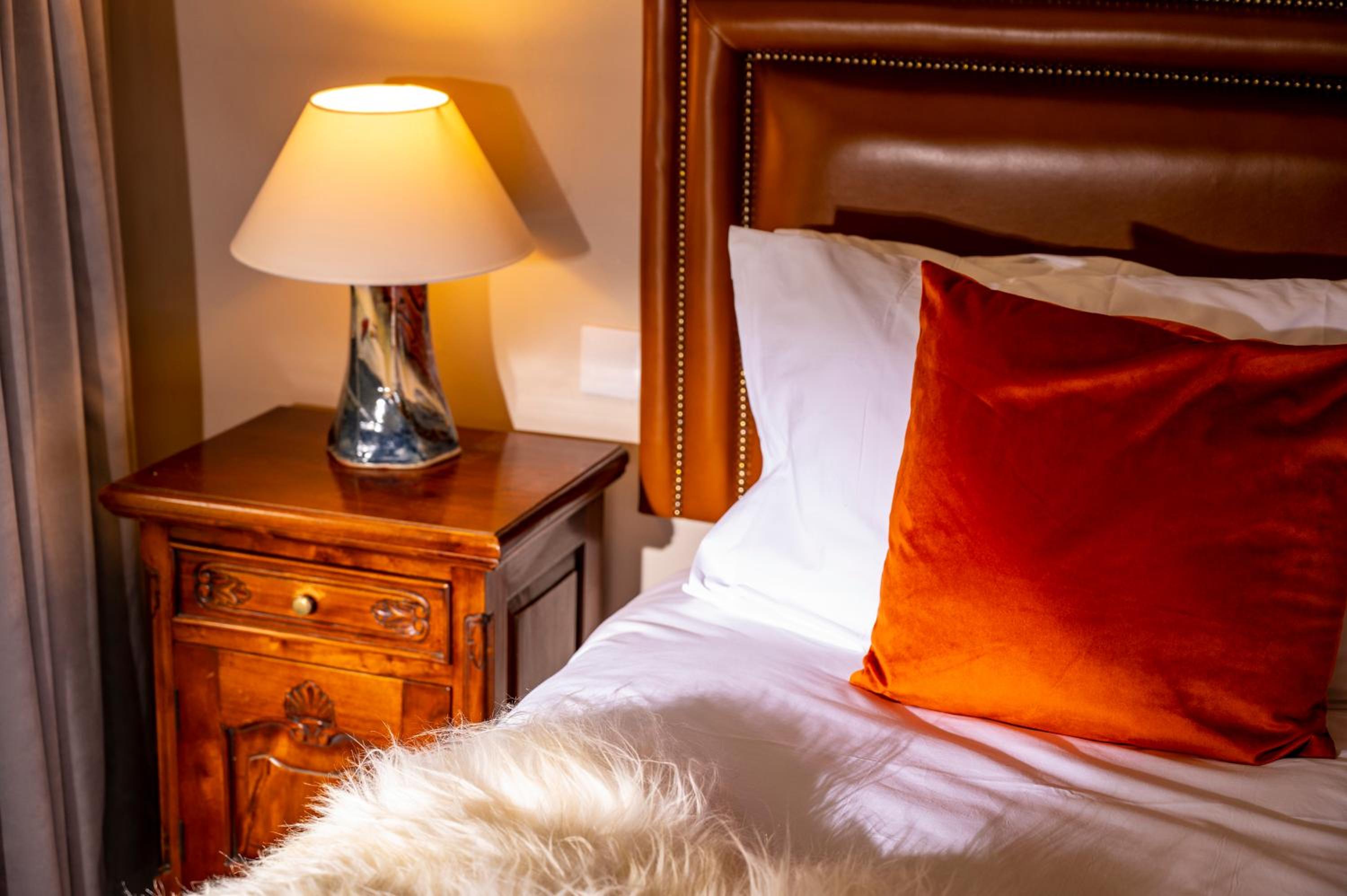 Standard Double or Twin Room - Photo 3
