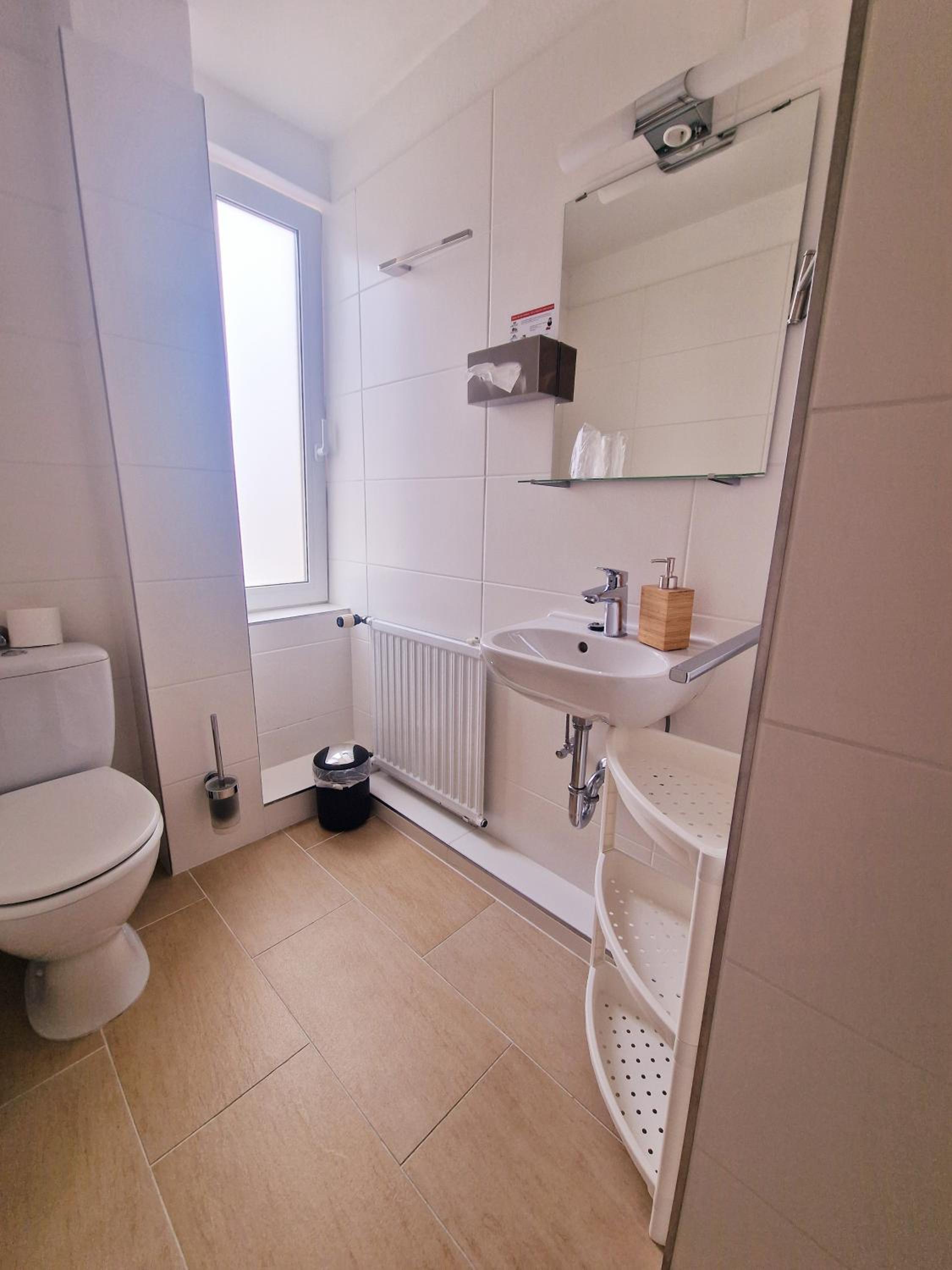Single Room photo 2