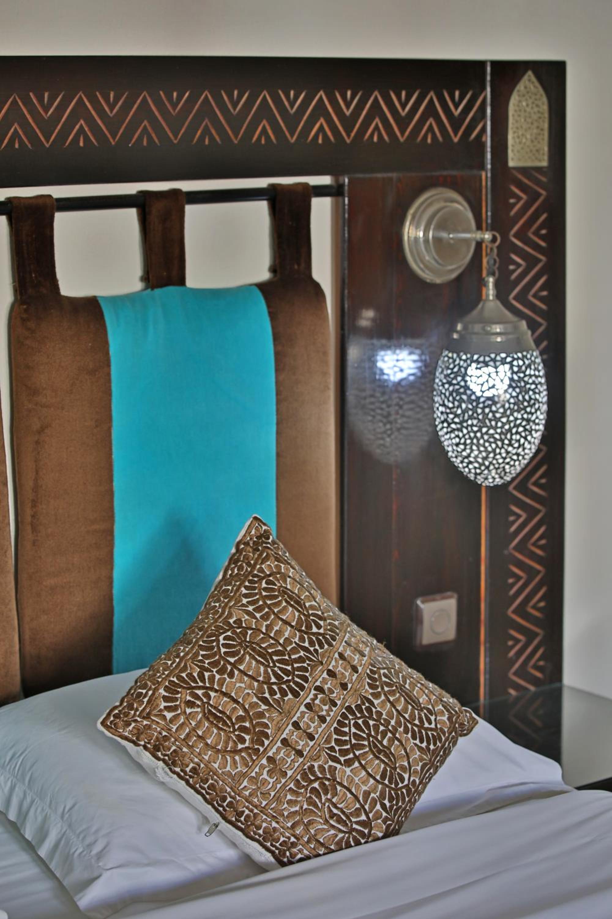 Standard Double or Twin Room - Photo 5
