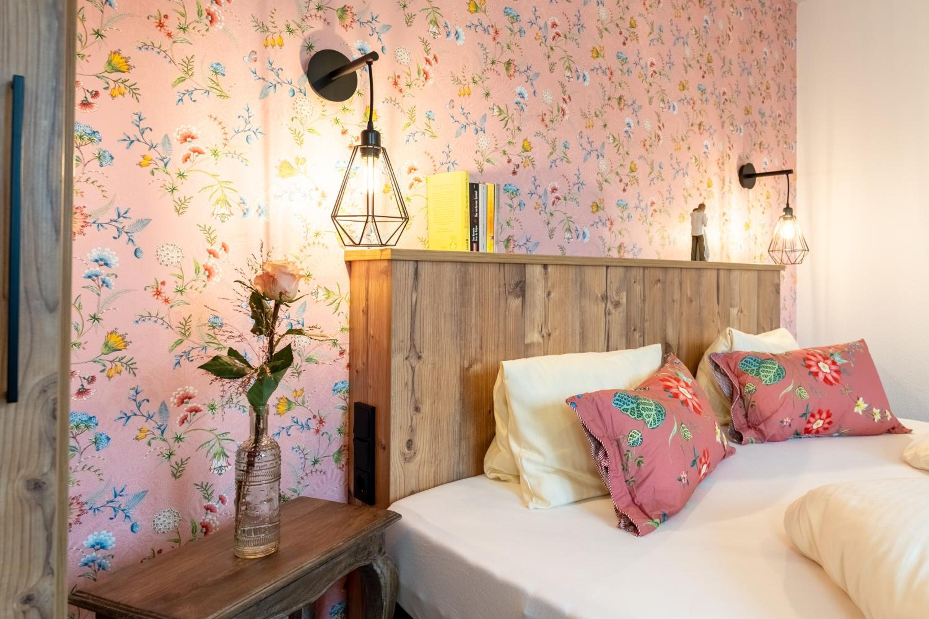 Double Room - Photo 10