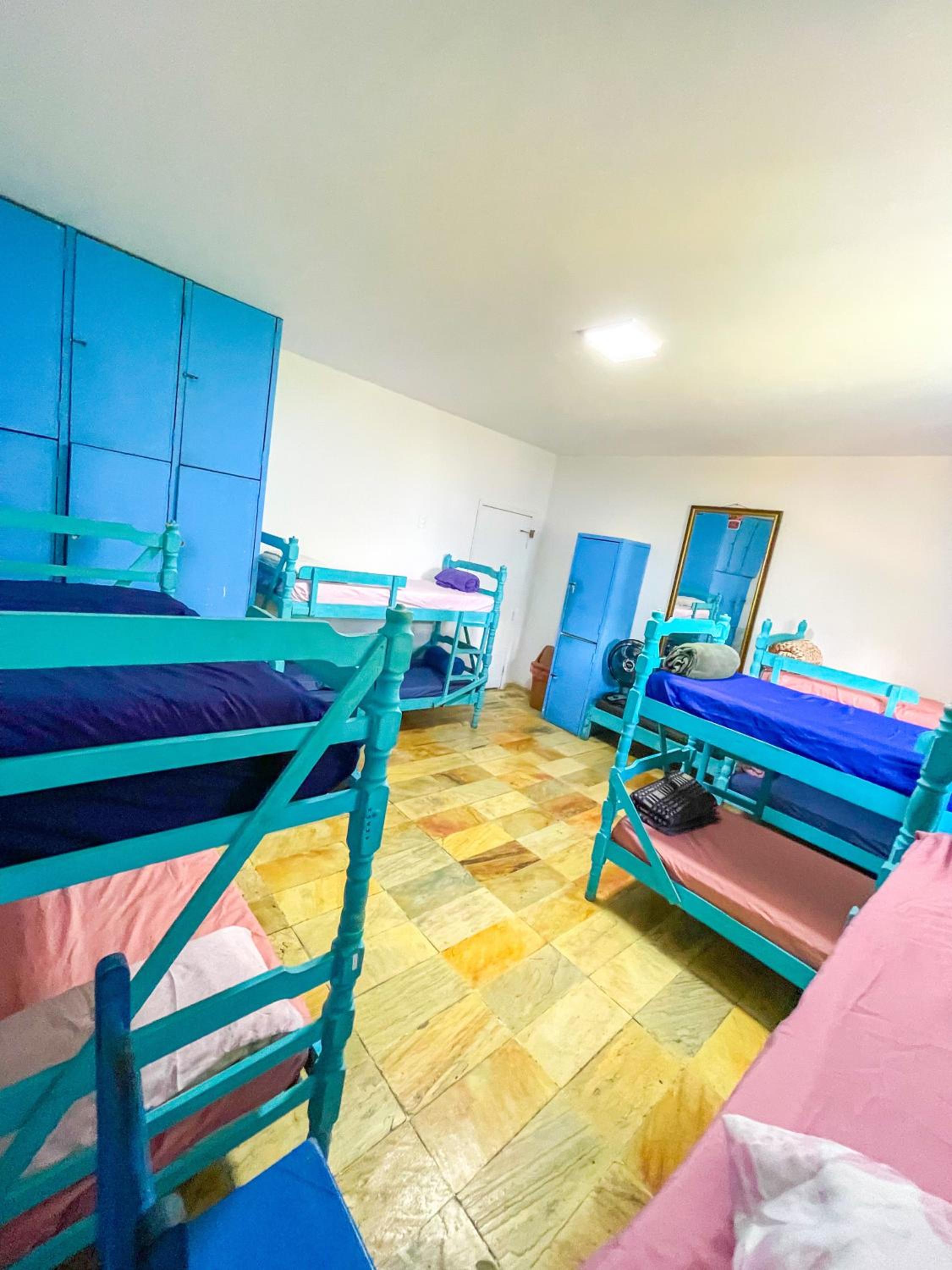 Bed in 10-Bed Mixed Dormitory Room Orion photo 2