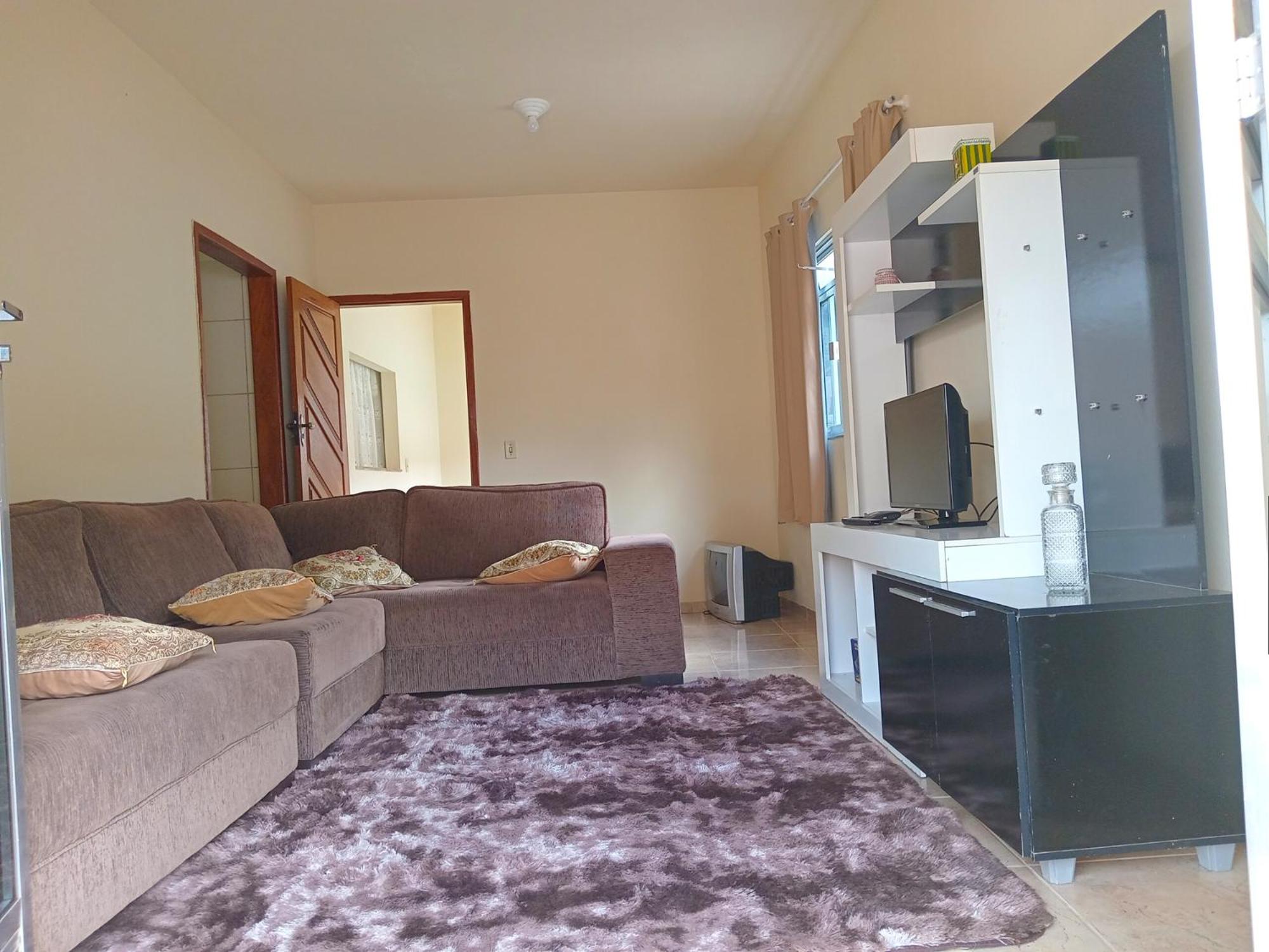 Three-Bedroom House photo 2