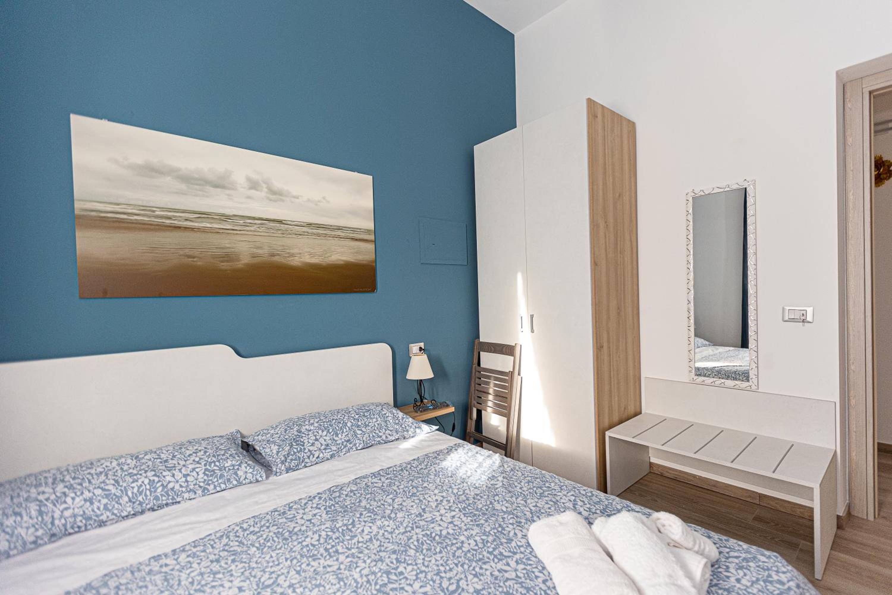 Double Room with Private Bathroom photo 2