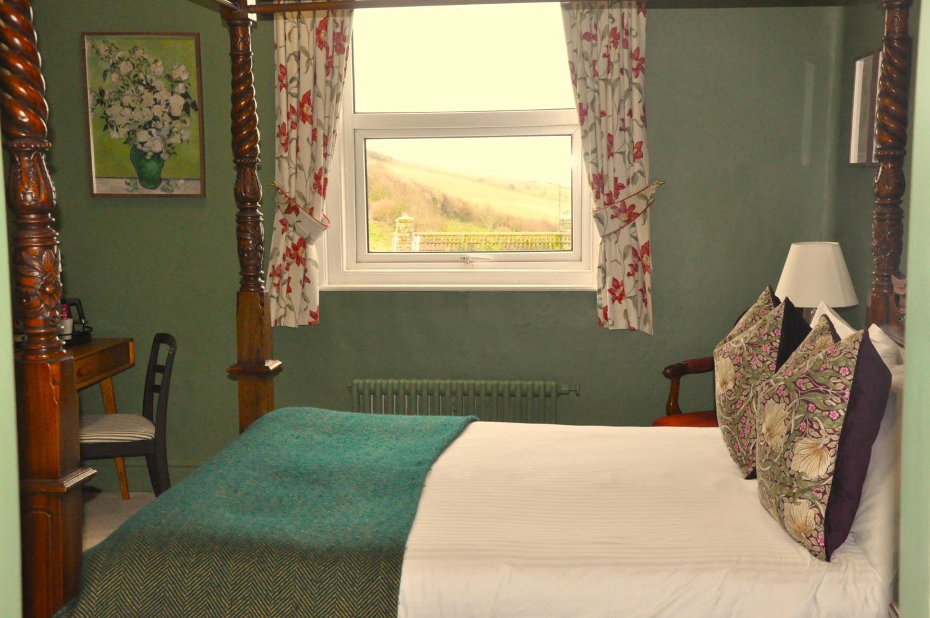 Deluxe Double Room with Sea View - Photo 9