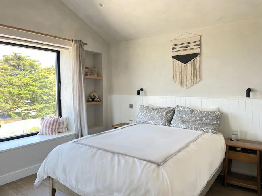 Four-Bedroom House photo 3