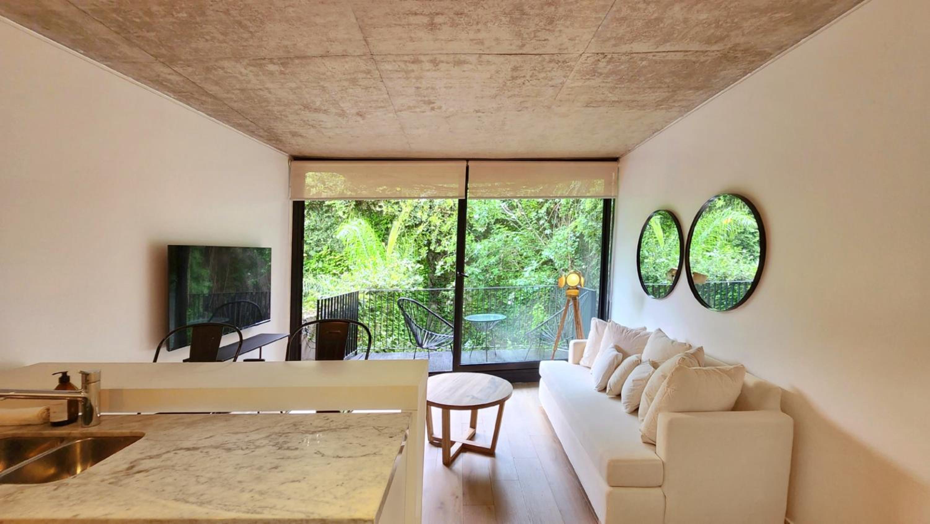Apartment With Balcony