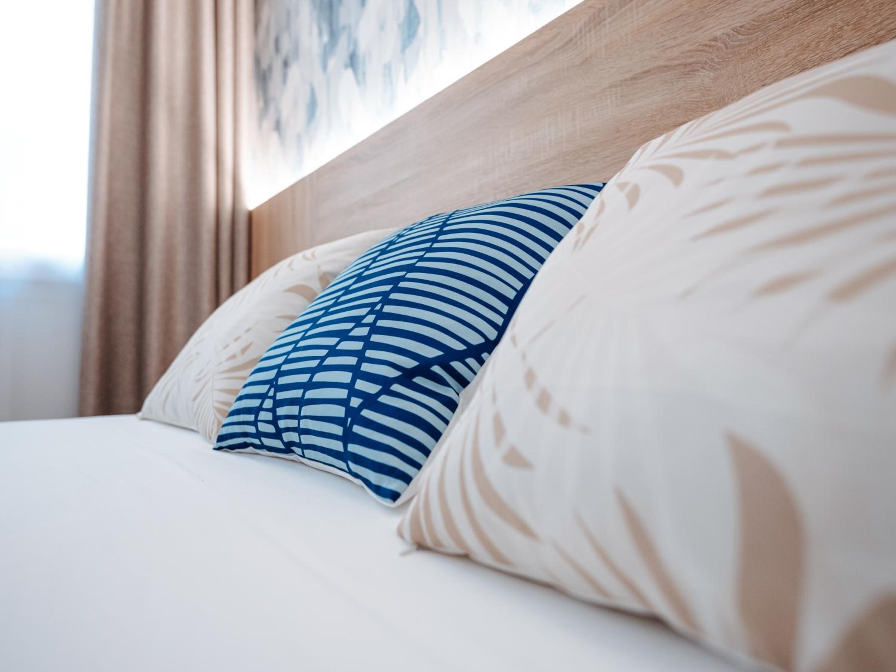 Standard Double or Twin Room - Photo 14