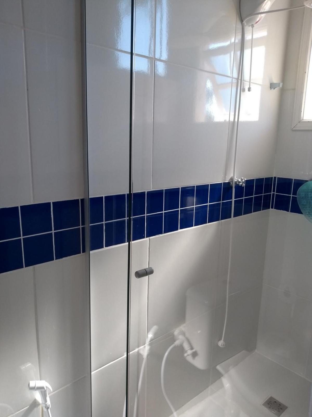Family Room with Bathroom photo 3