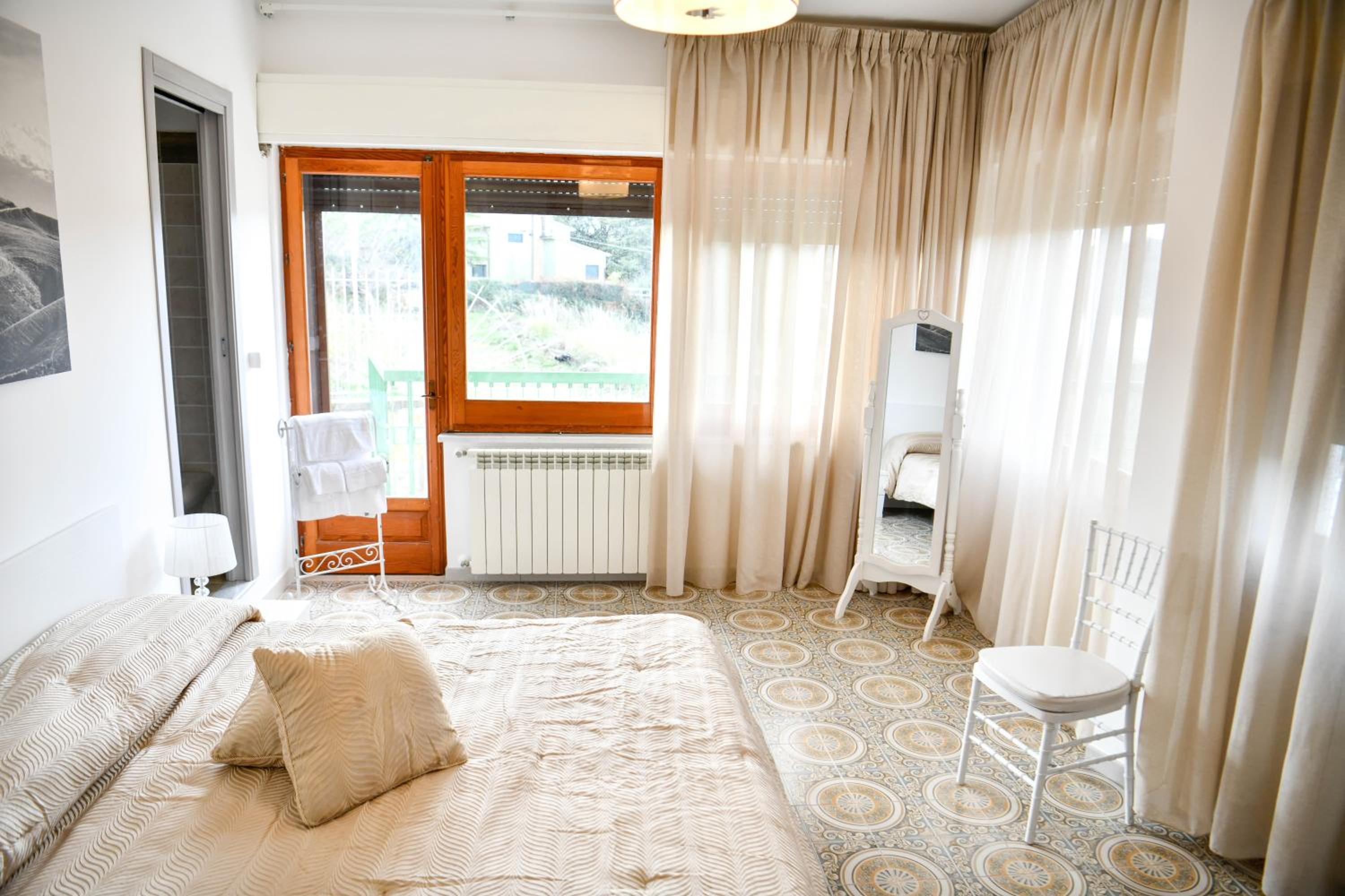 Standard King Room