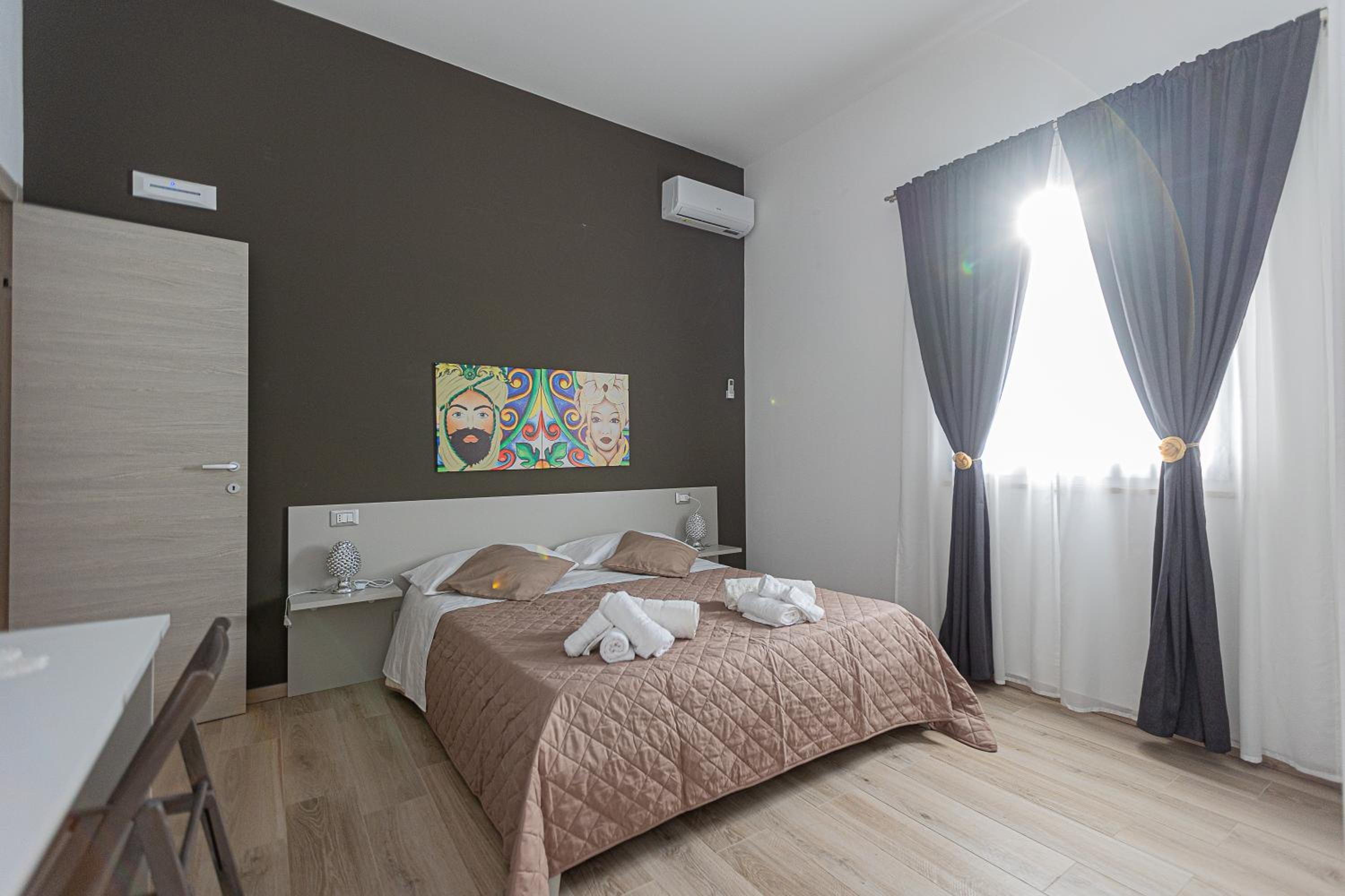 Double Room with Private Bathroom photo 1