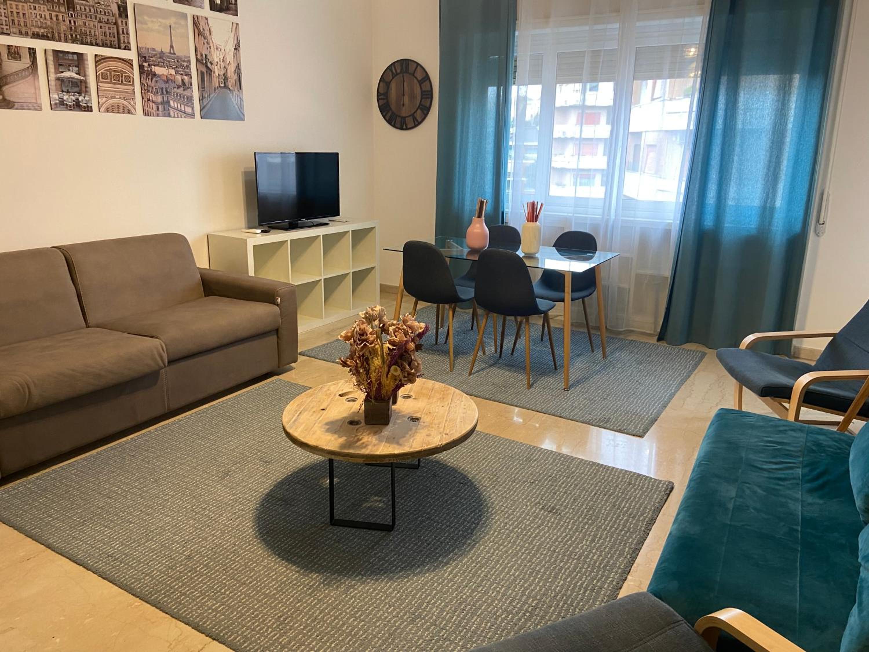 Two-Bedroom Apartment photo 2