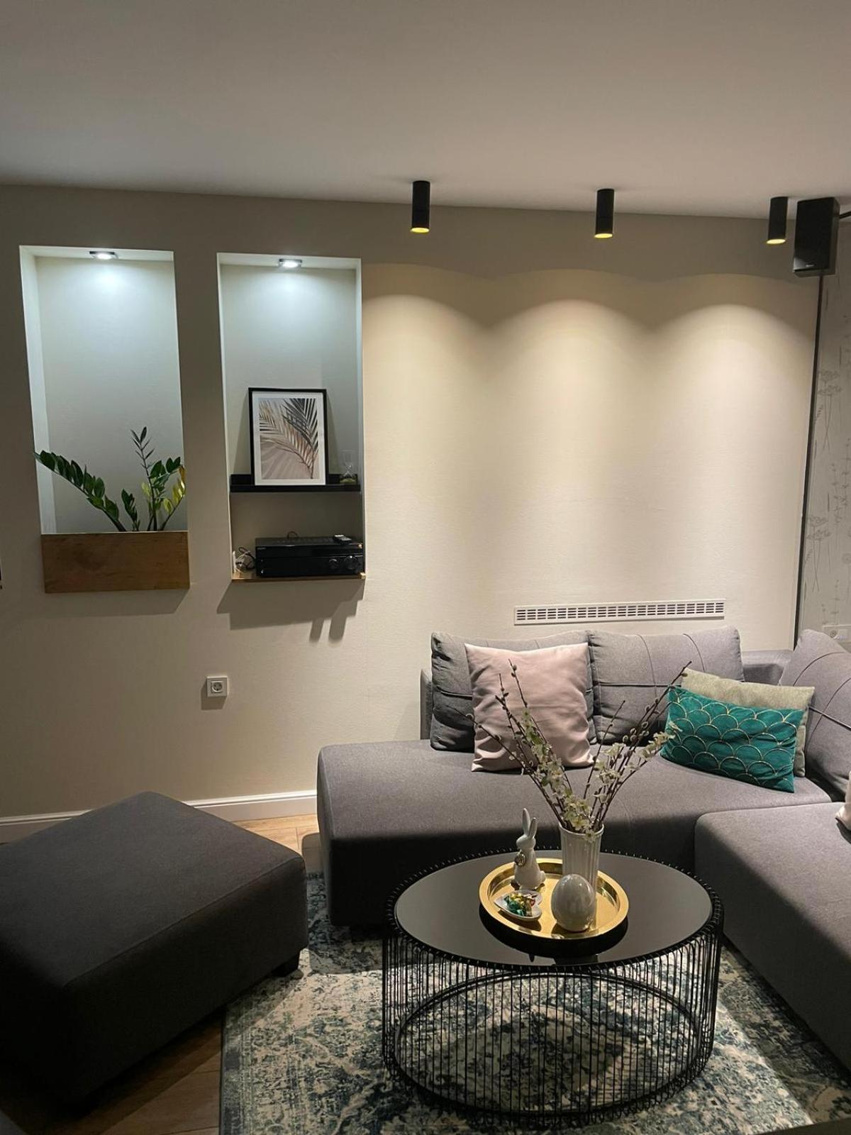 One-Bedroom Apartment - Photo 12