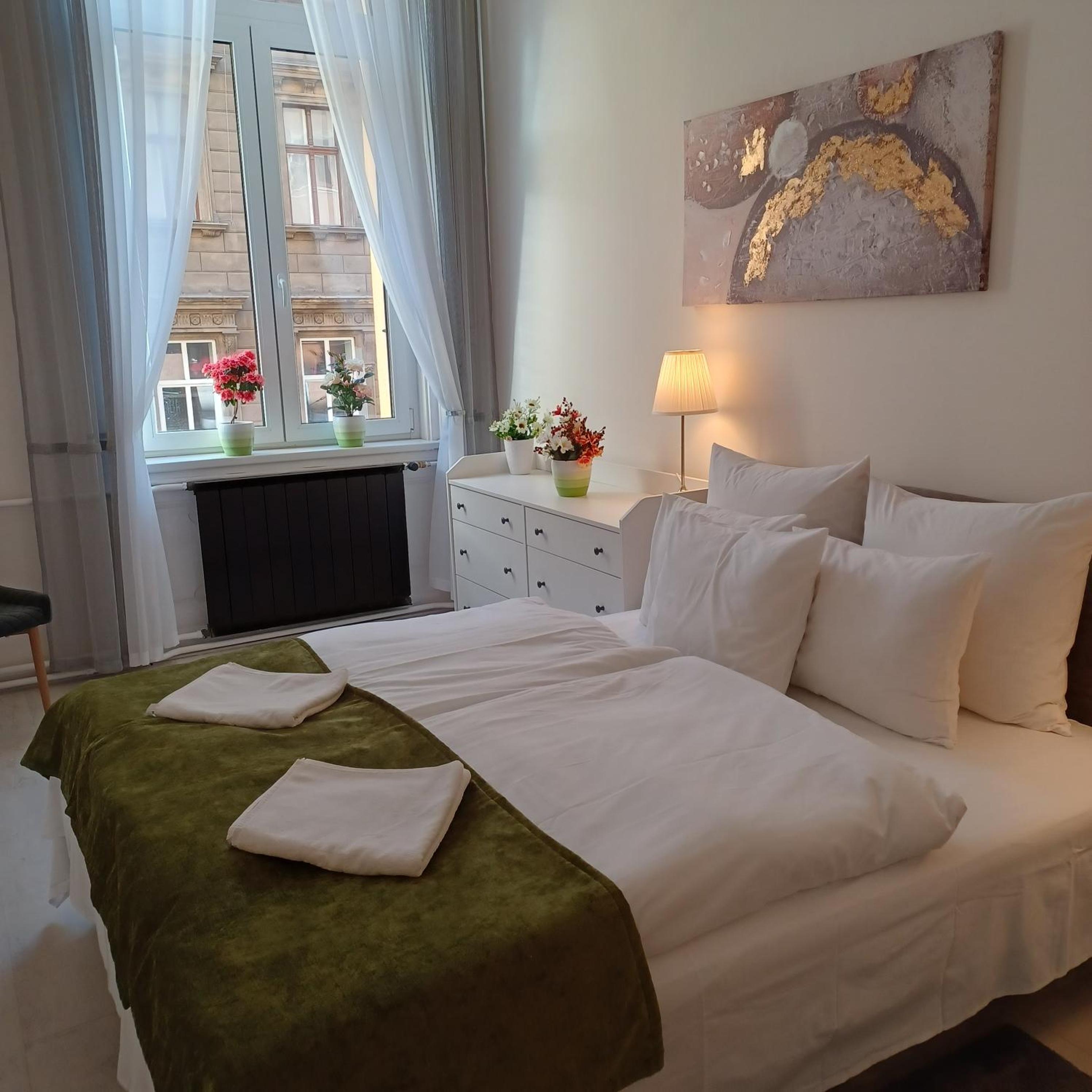 Two-Bedroom Apartment - Photo 1