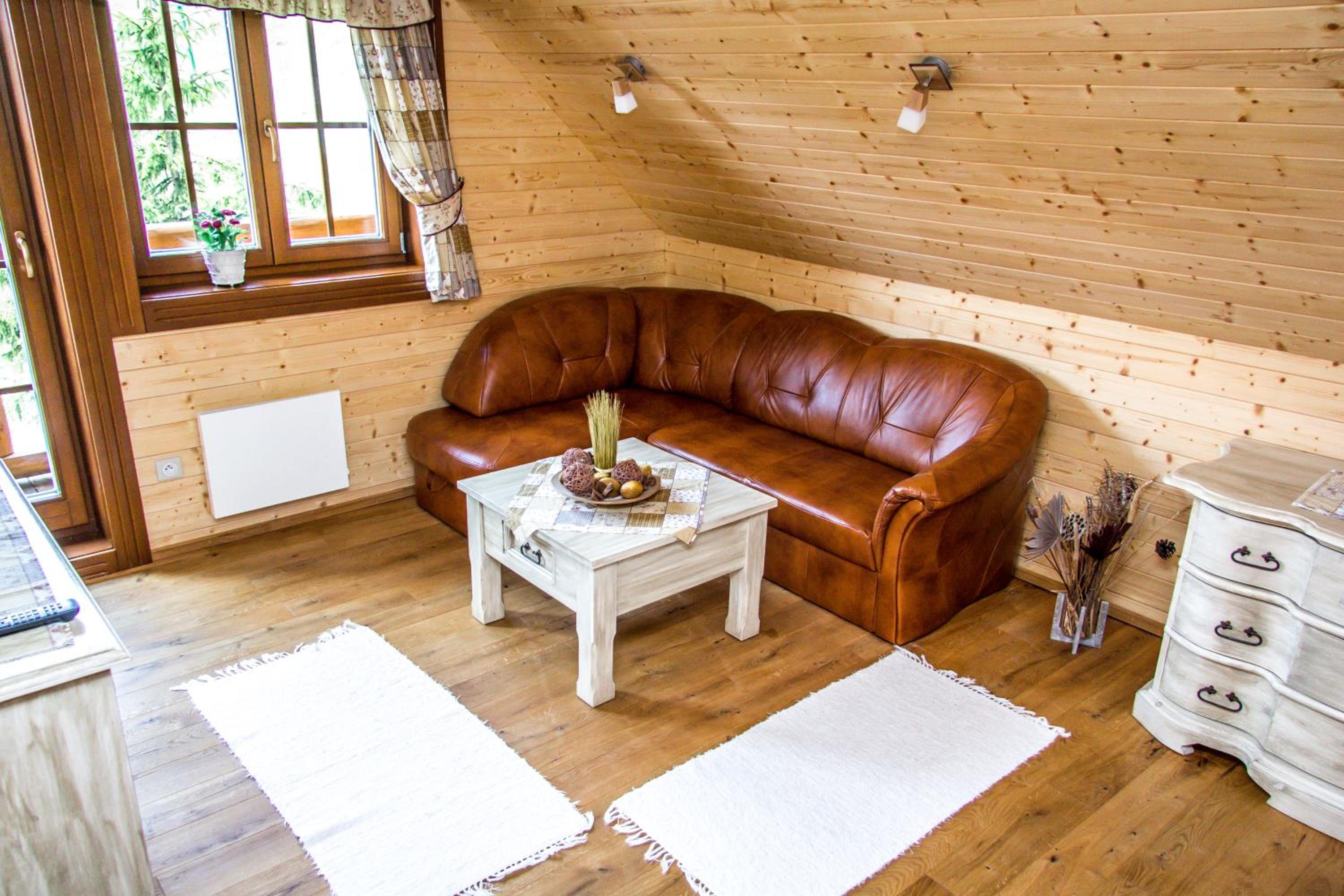 One-Bedroom Apartment - Photo 6