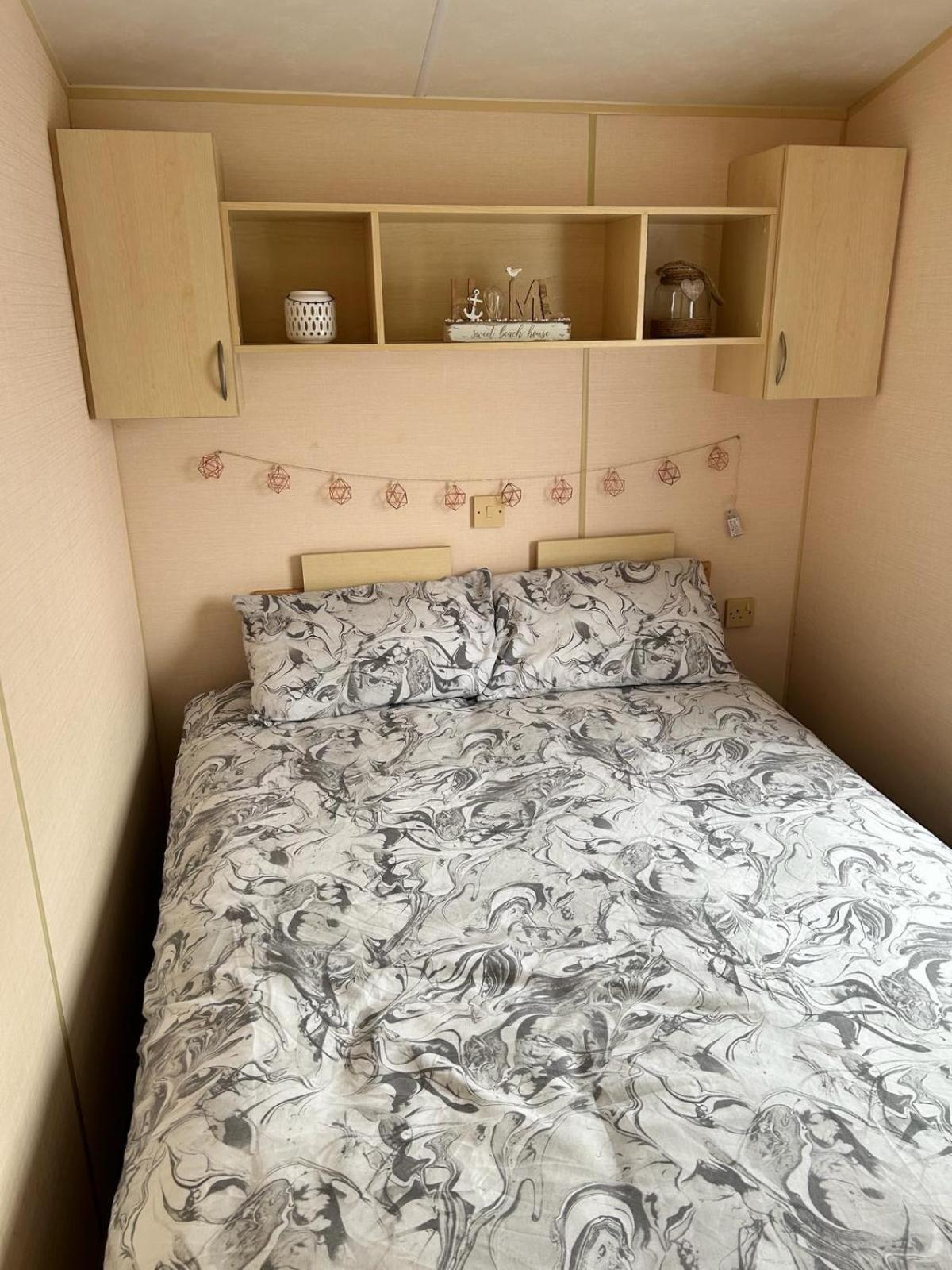 Caravan photo 2