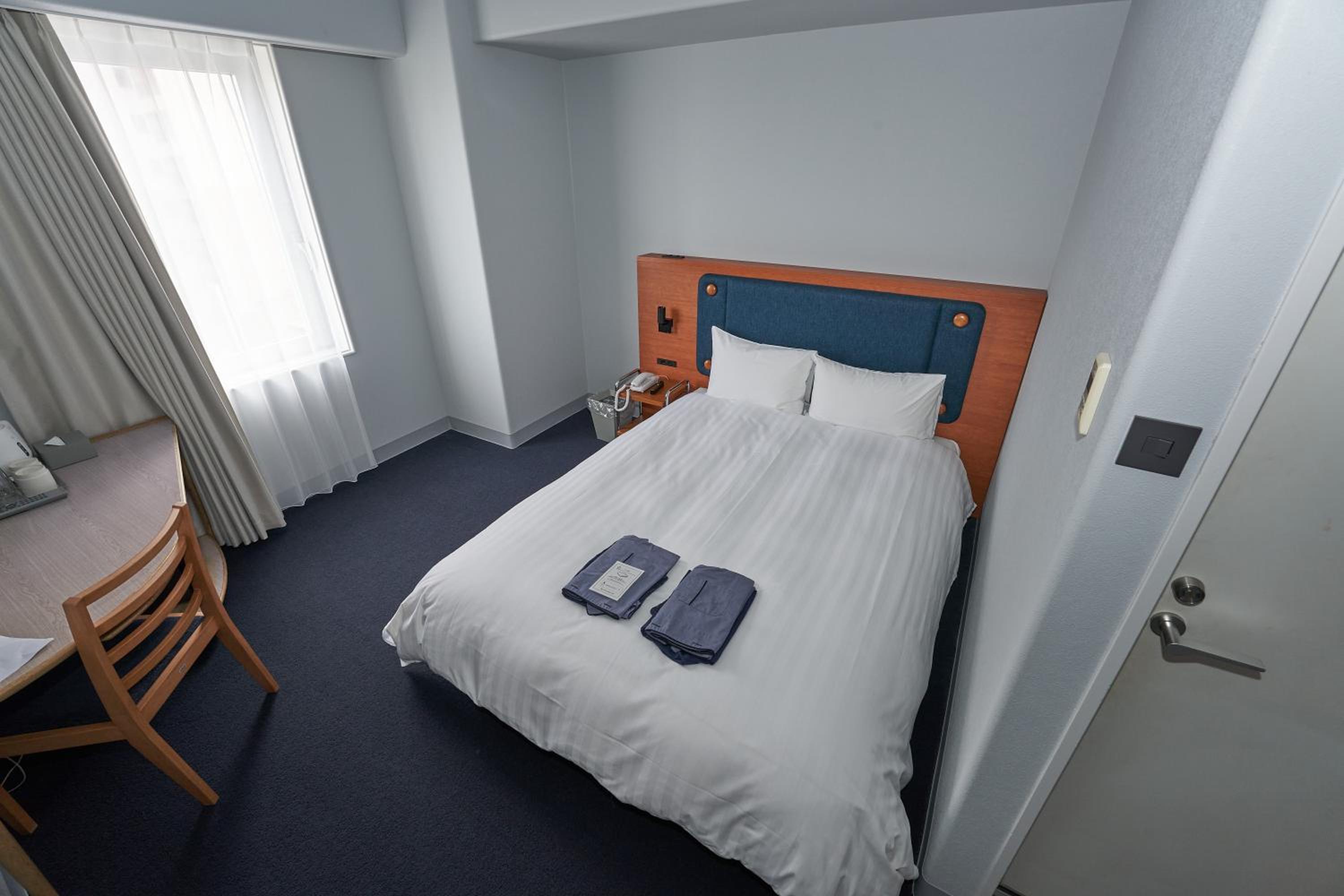 Single Room - Photo 1