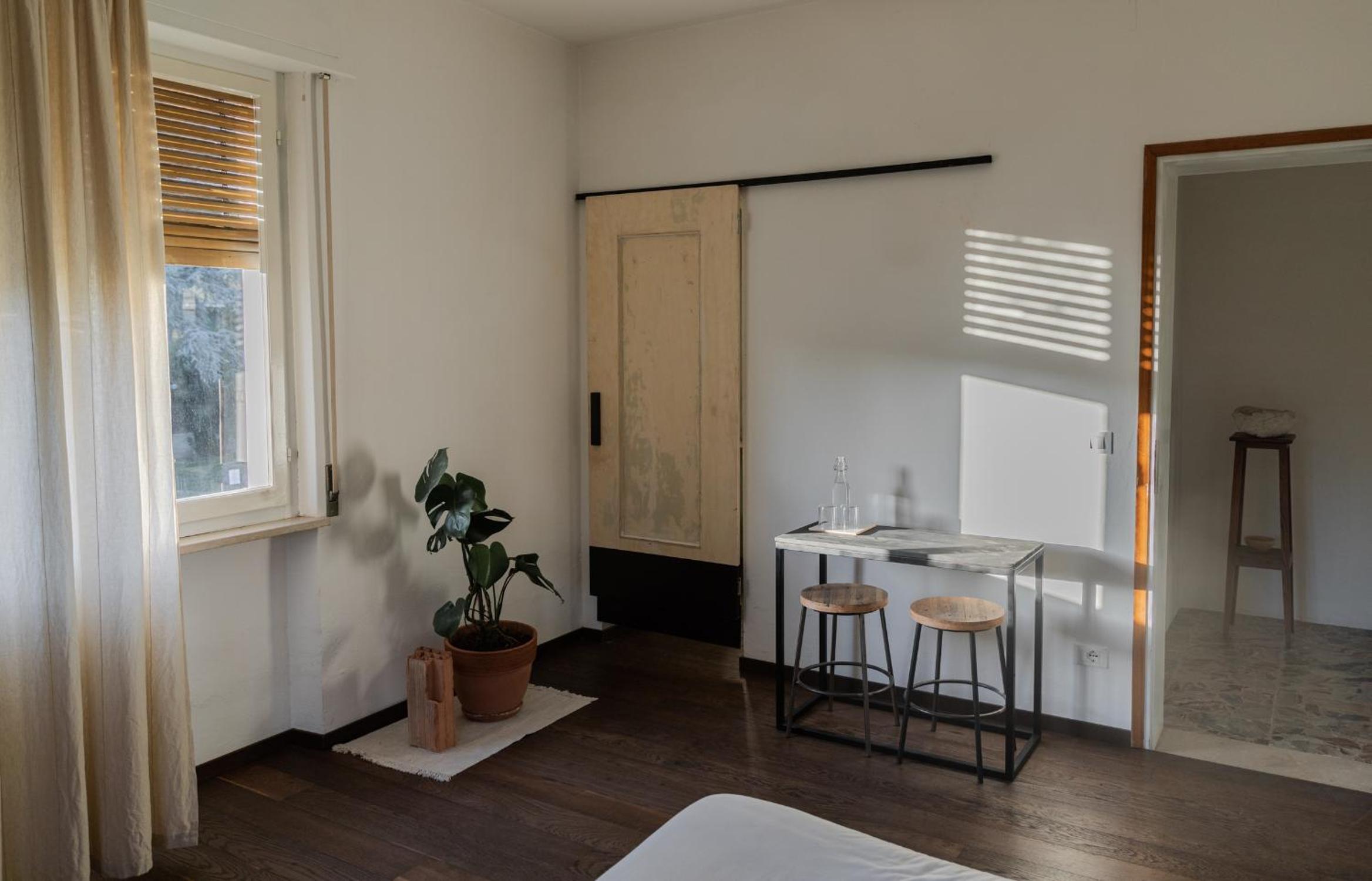 Double Room with Private Bathroom - Photo 1