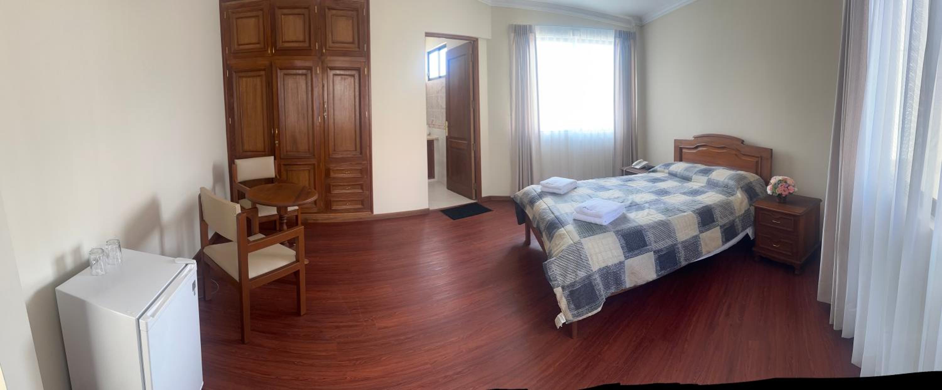 Double Room with Private Bathroom photo 3