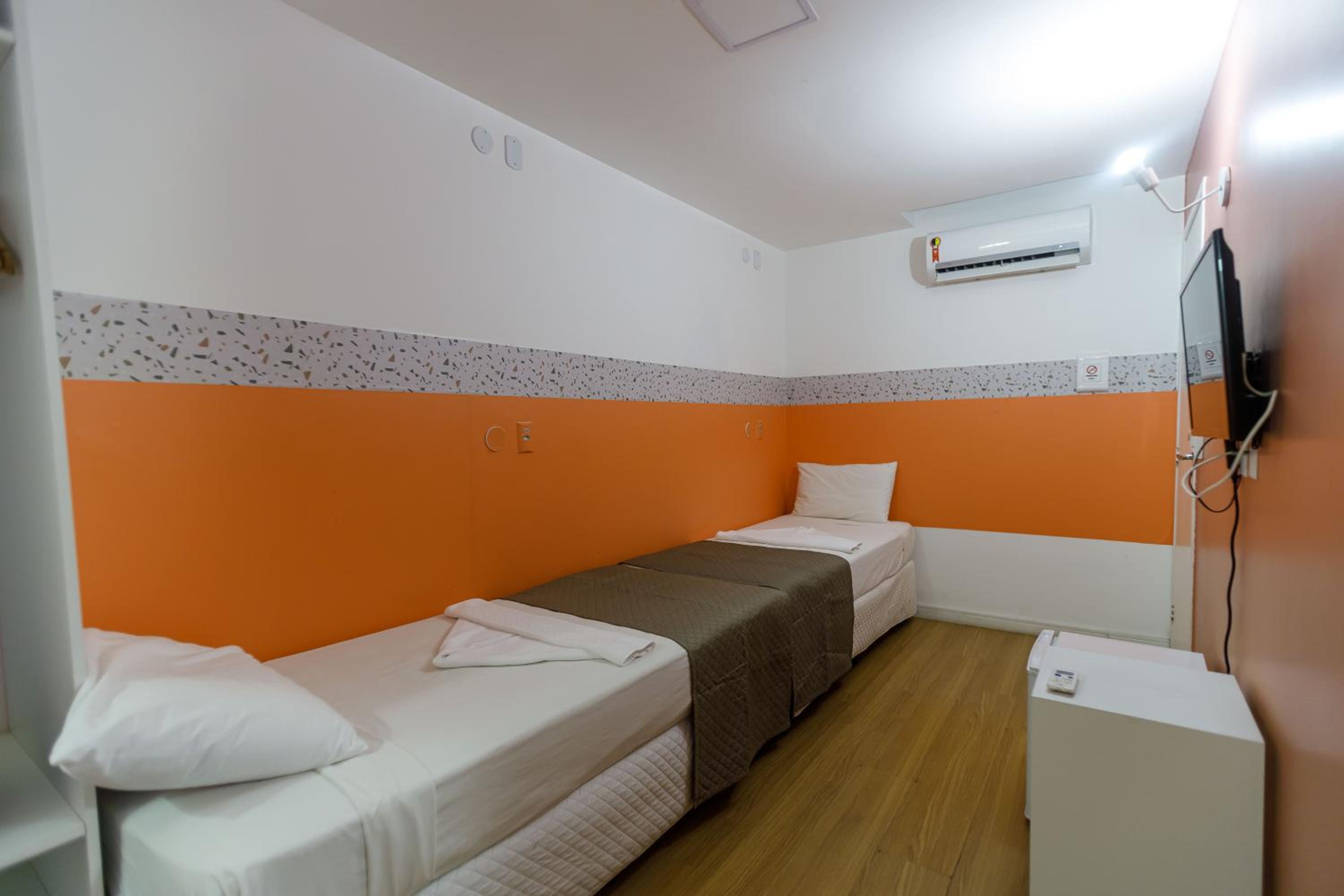 Triple Room - Photo 7