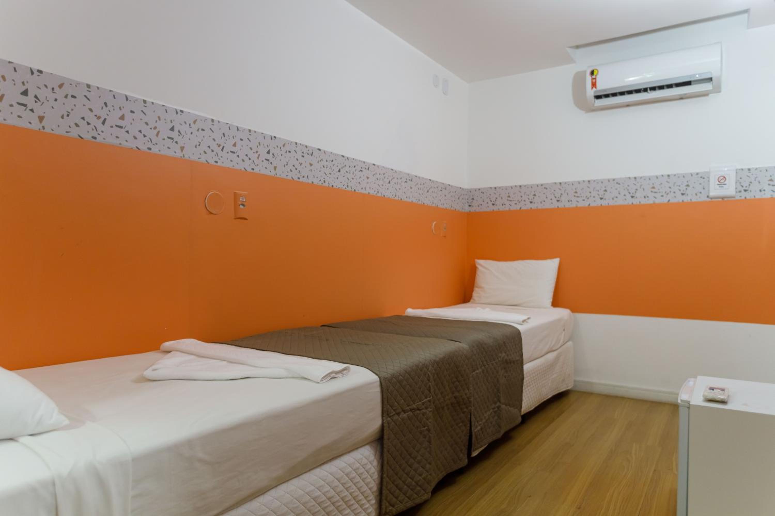 Triple Room - Photo 8