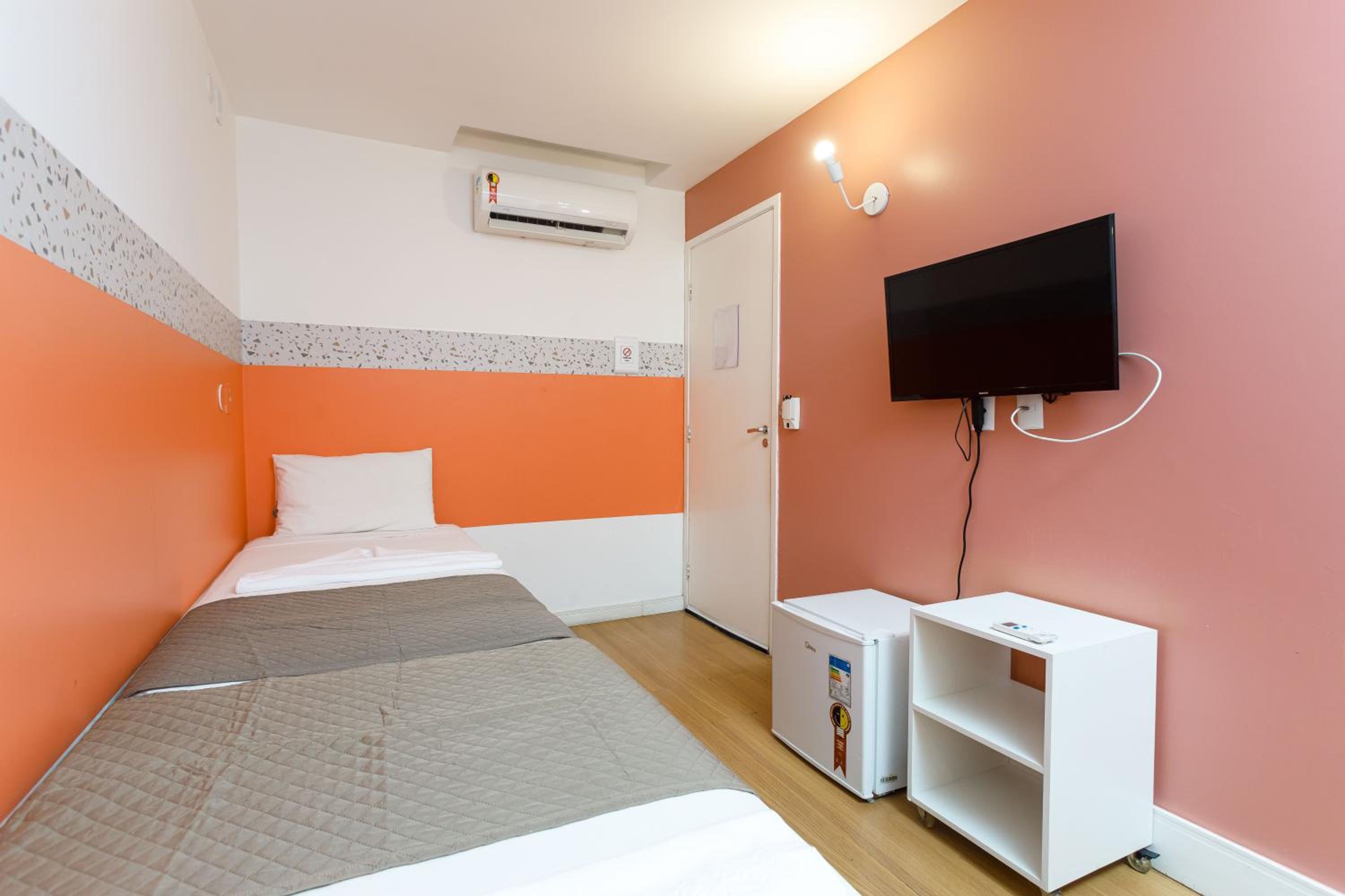 Triple Room - Photo 17